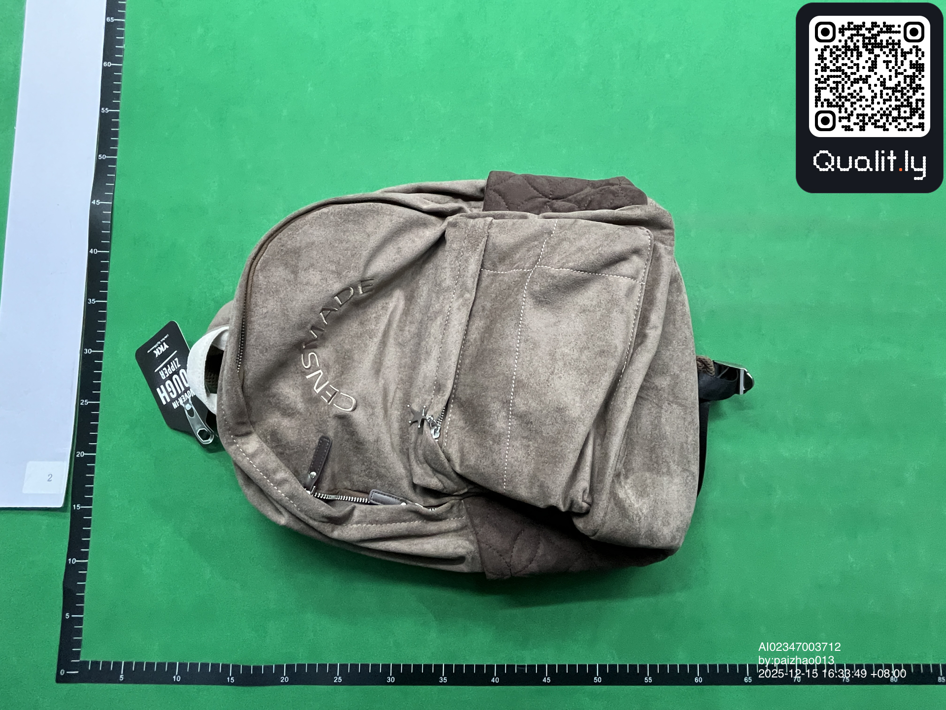 Borsa — foto QC 1 di 3