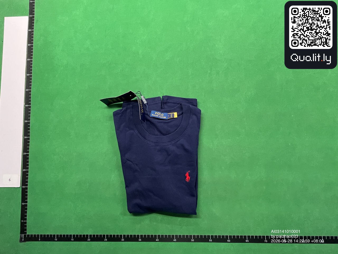 Camiseta — foto QC 1 de 8