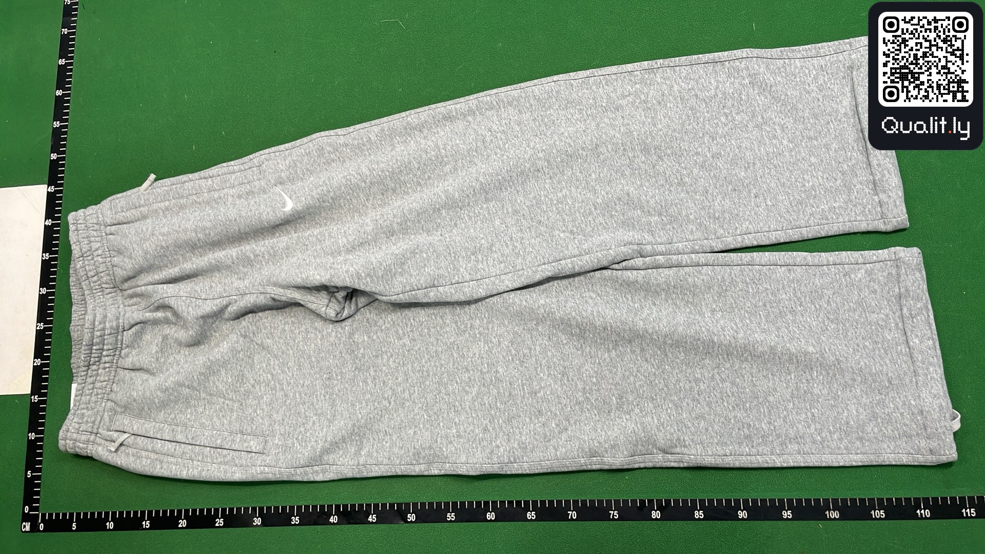 Pants QC photo 2 of 78