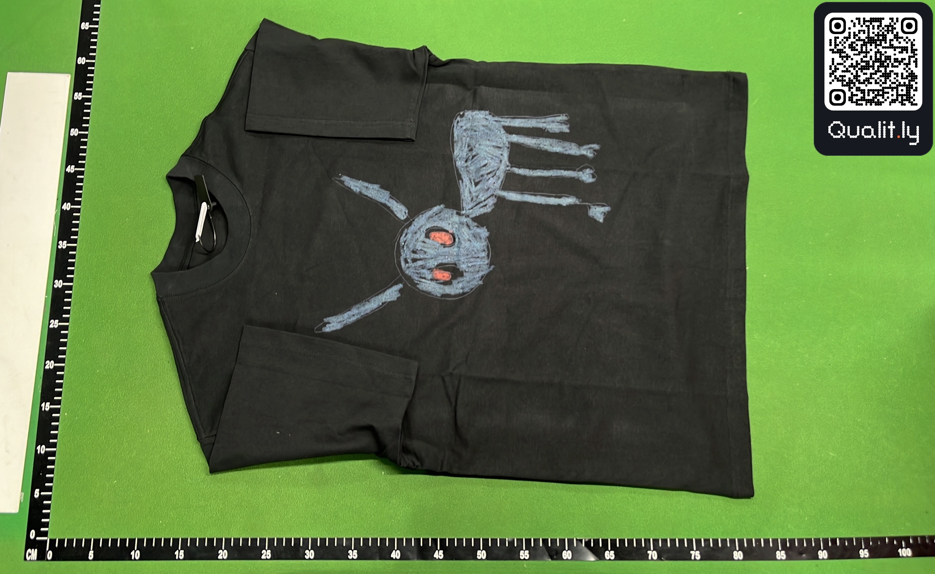 T-shirt QC photo 2 of 45