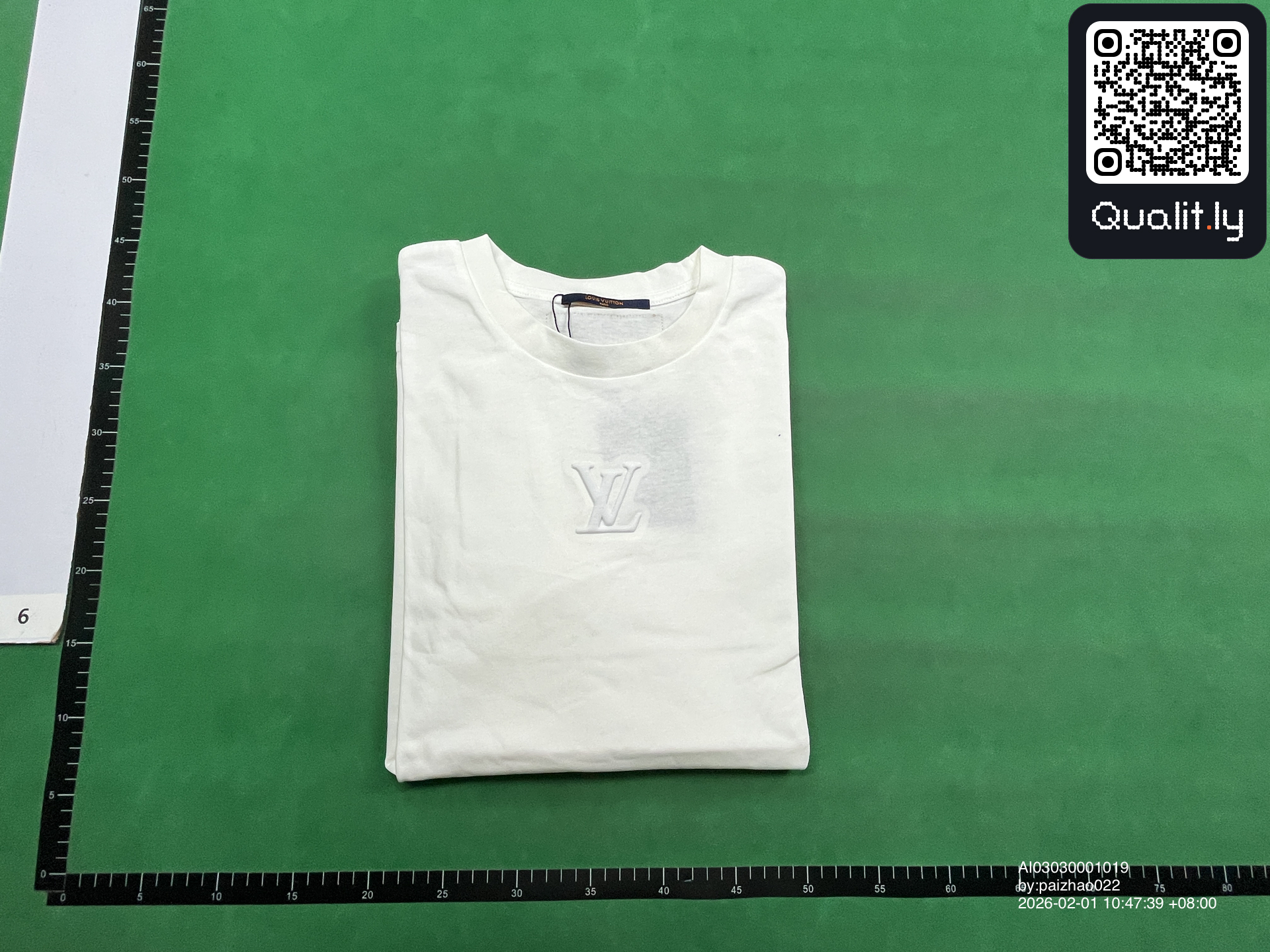 Camicia — foto QC 1 di 30