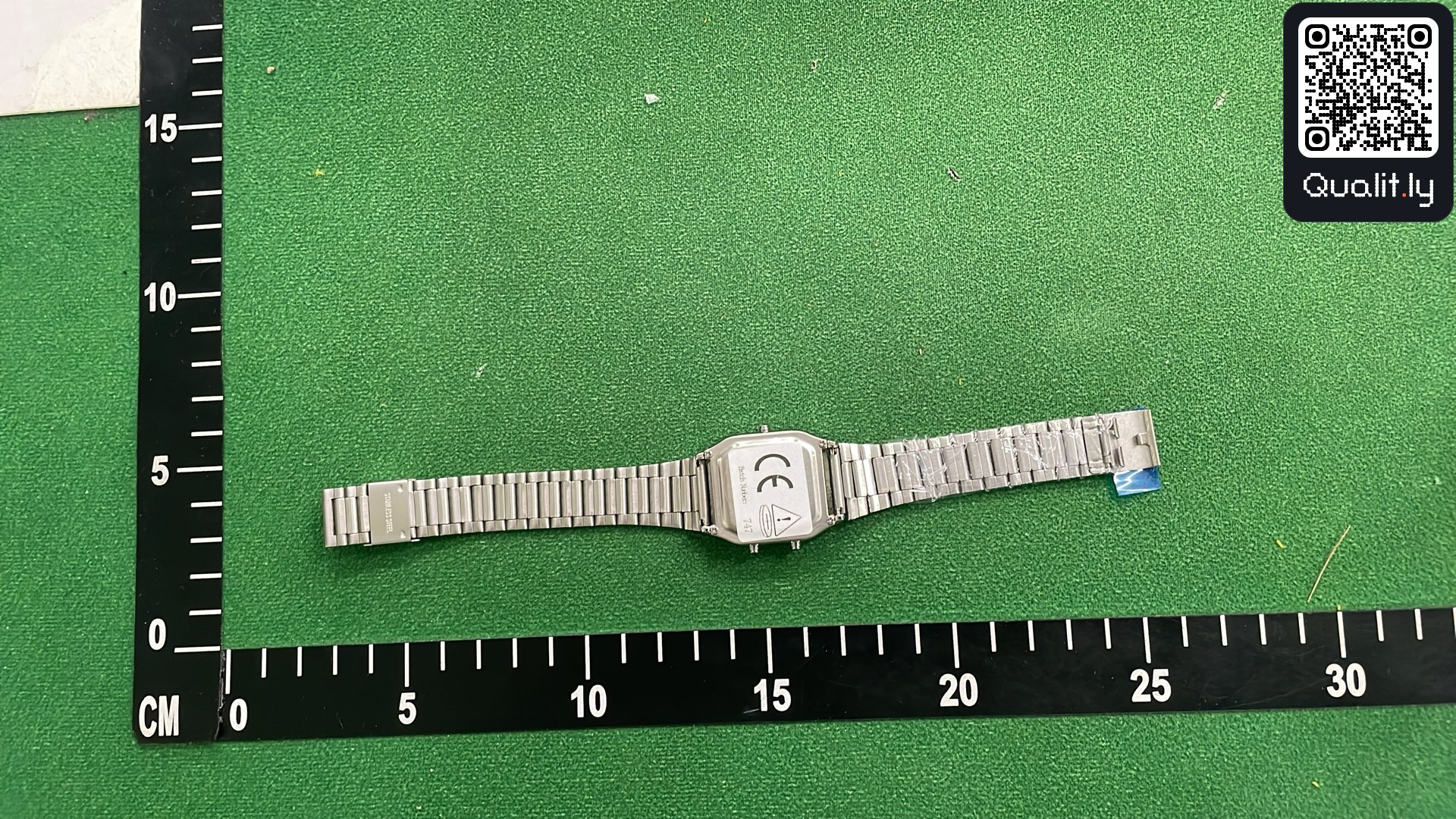 Orologio — foto QC 2 di 3