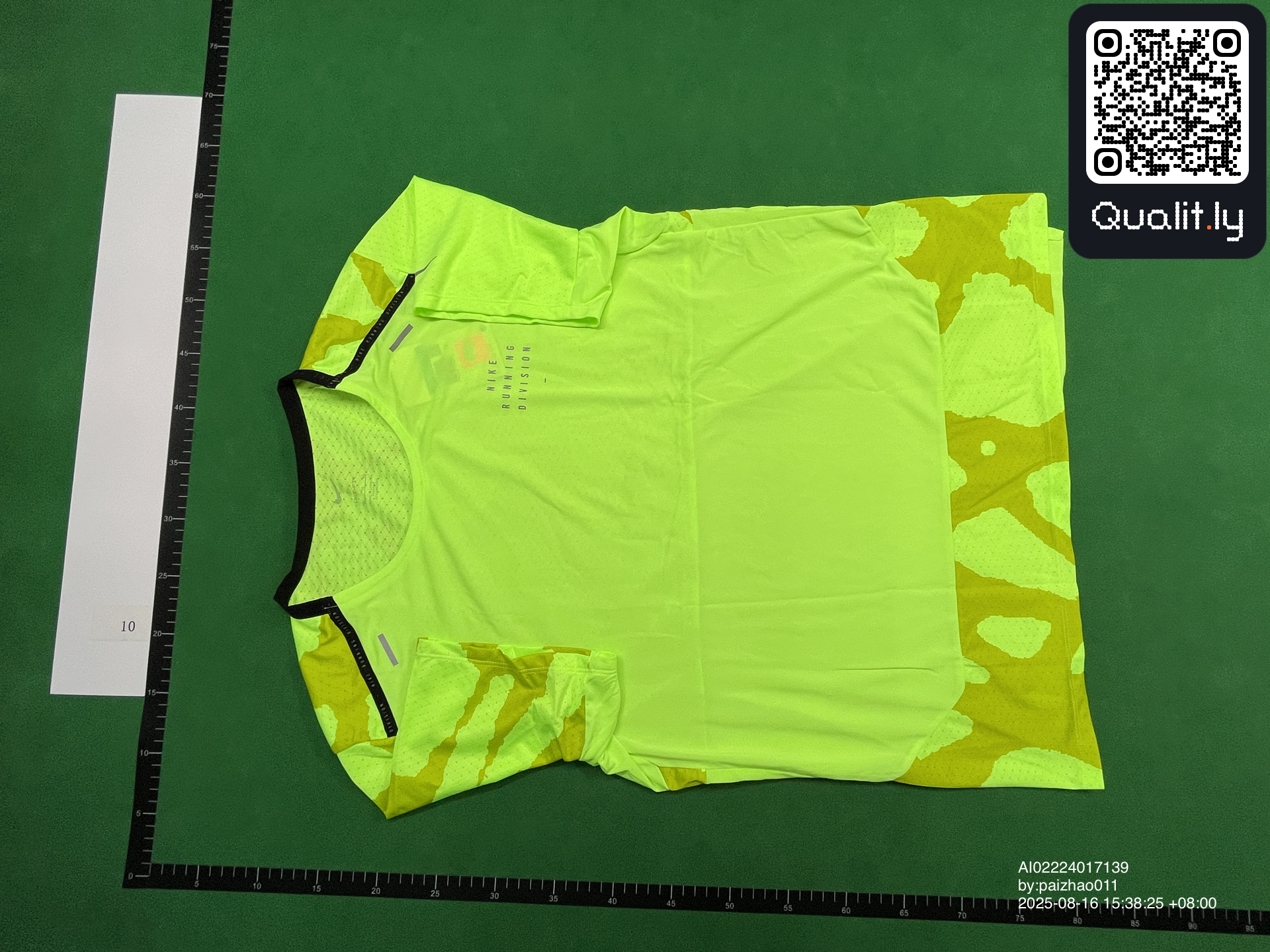 T-shirt — QC-foto 3 van 8