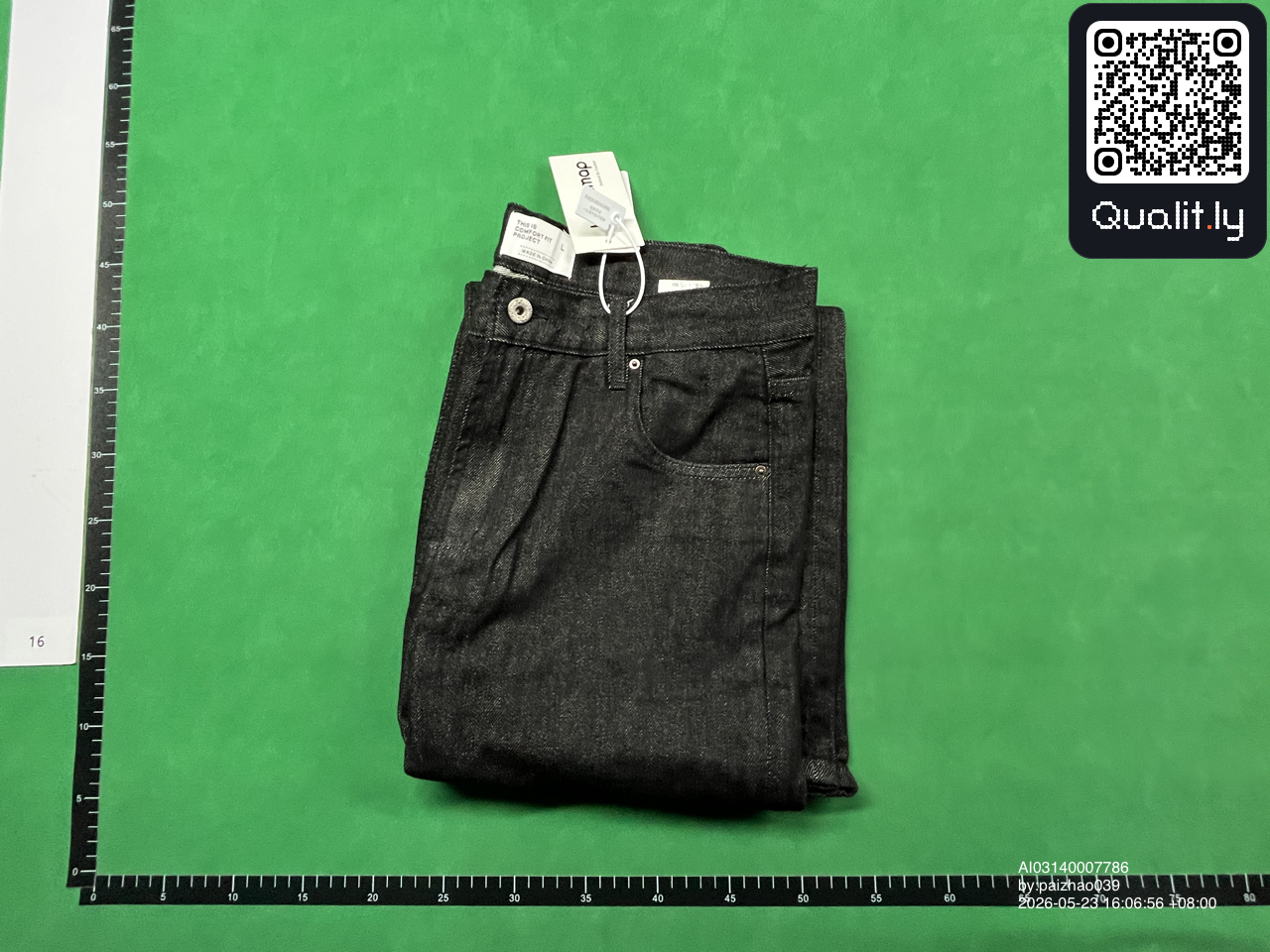 Jeans — QC-foto 3 van 34