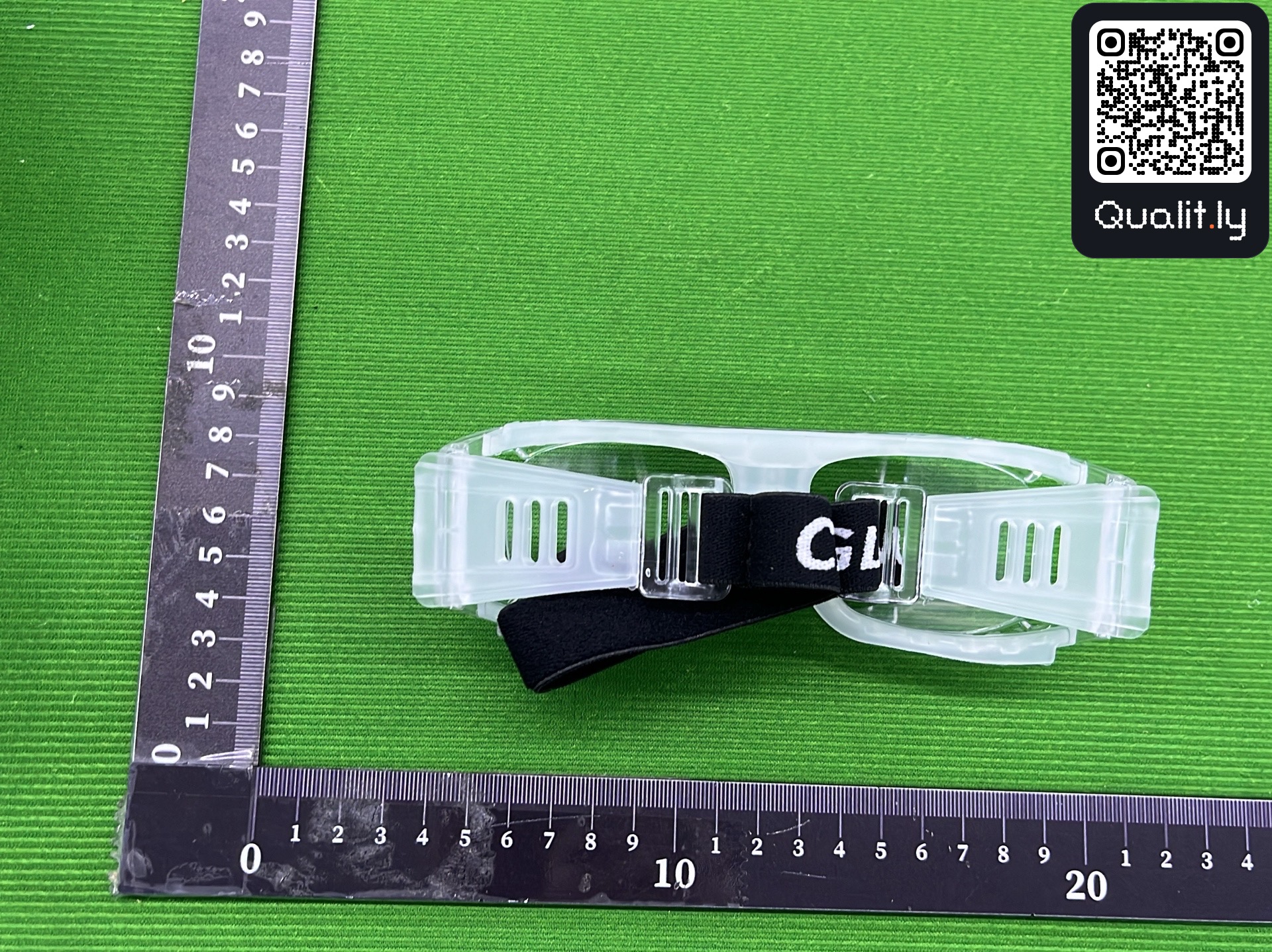 Sunglasses QC photo 3 of 3