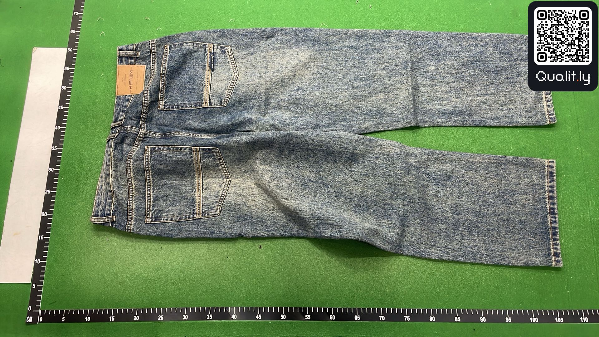 Jeans — QC-foto 3 av 16