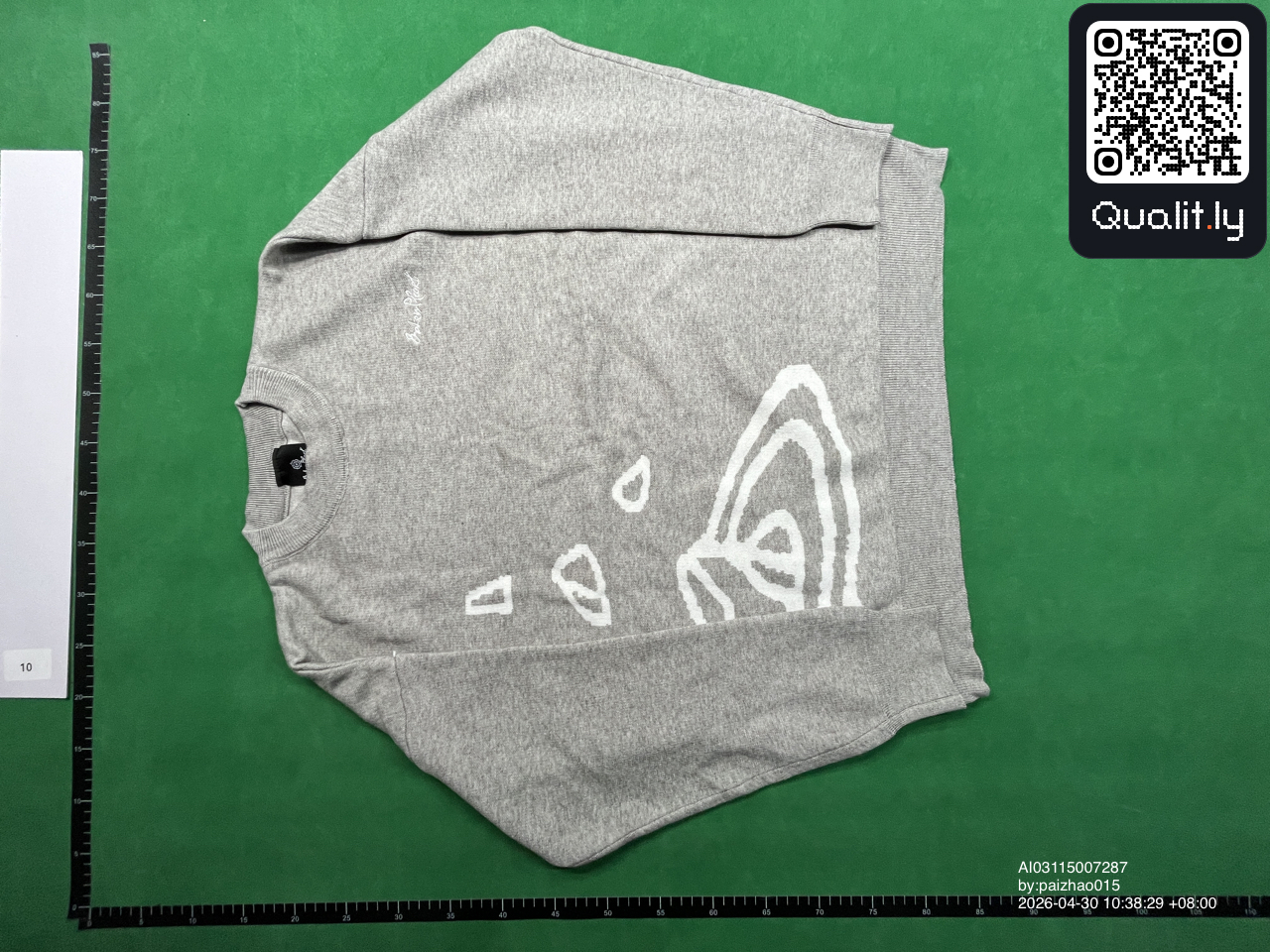 Sweater QC photo 3 of 4
