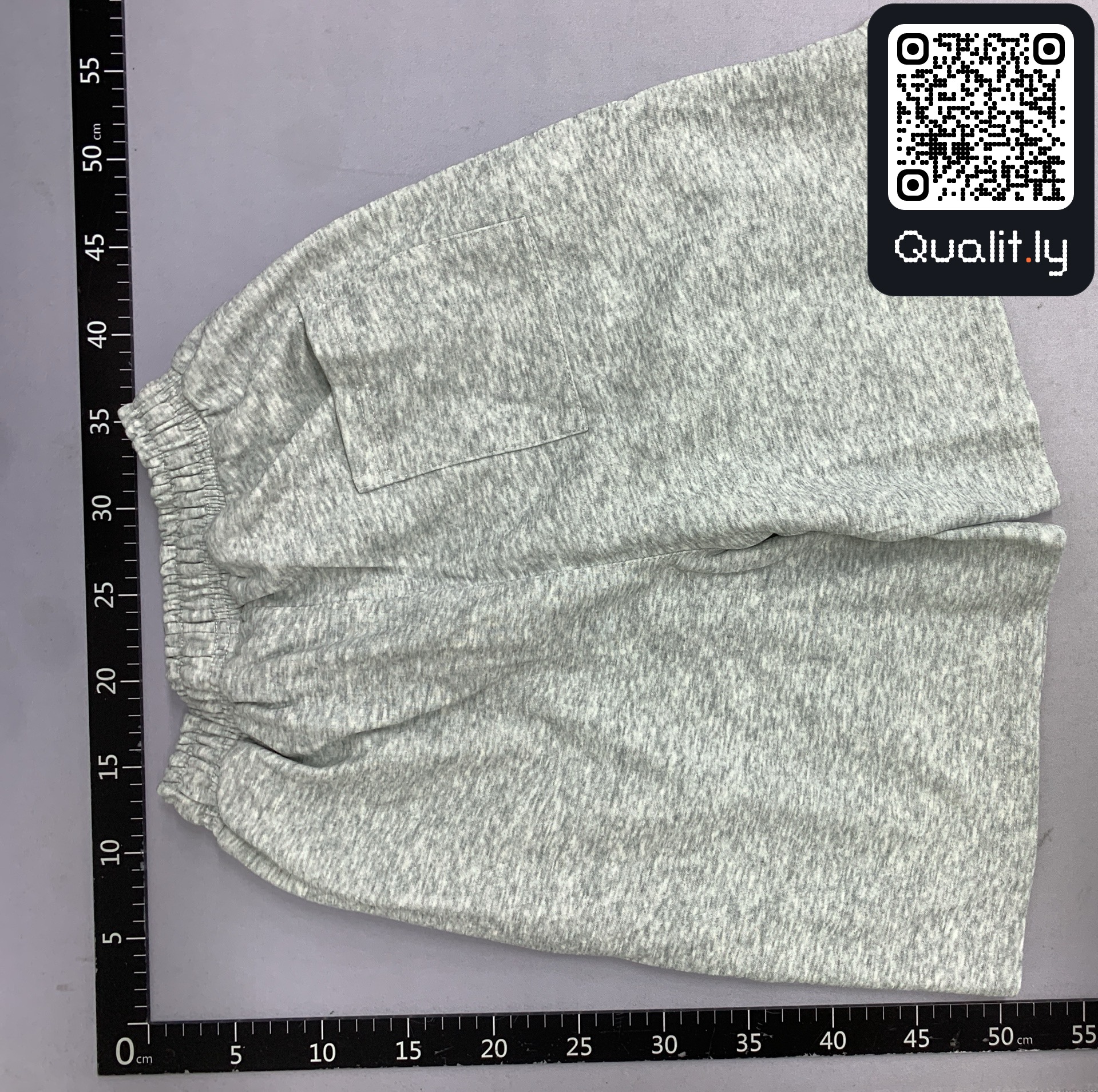 Pantaloncini — foto QC 2 di 18