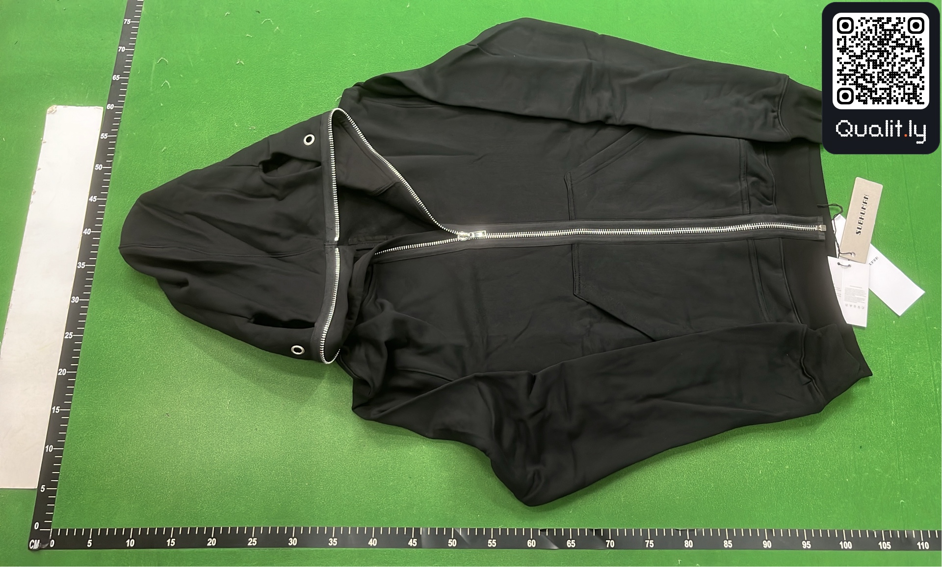 Hoodie — QC-foto 2 av 12