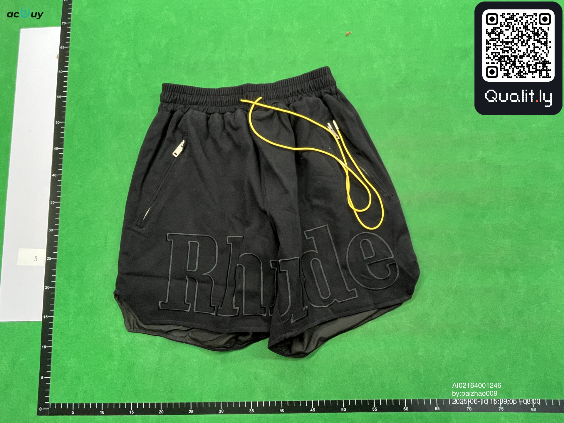 Shorts QC photo 3 of 62