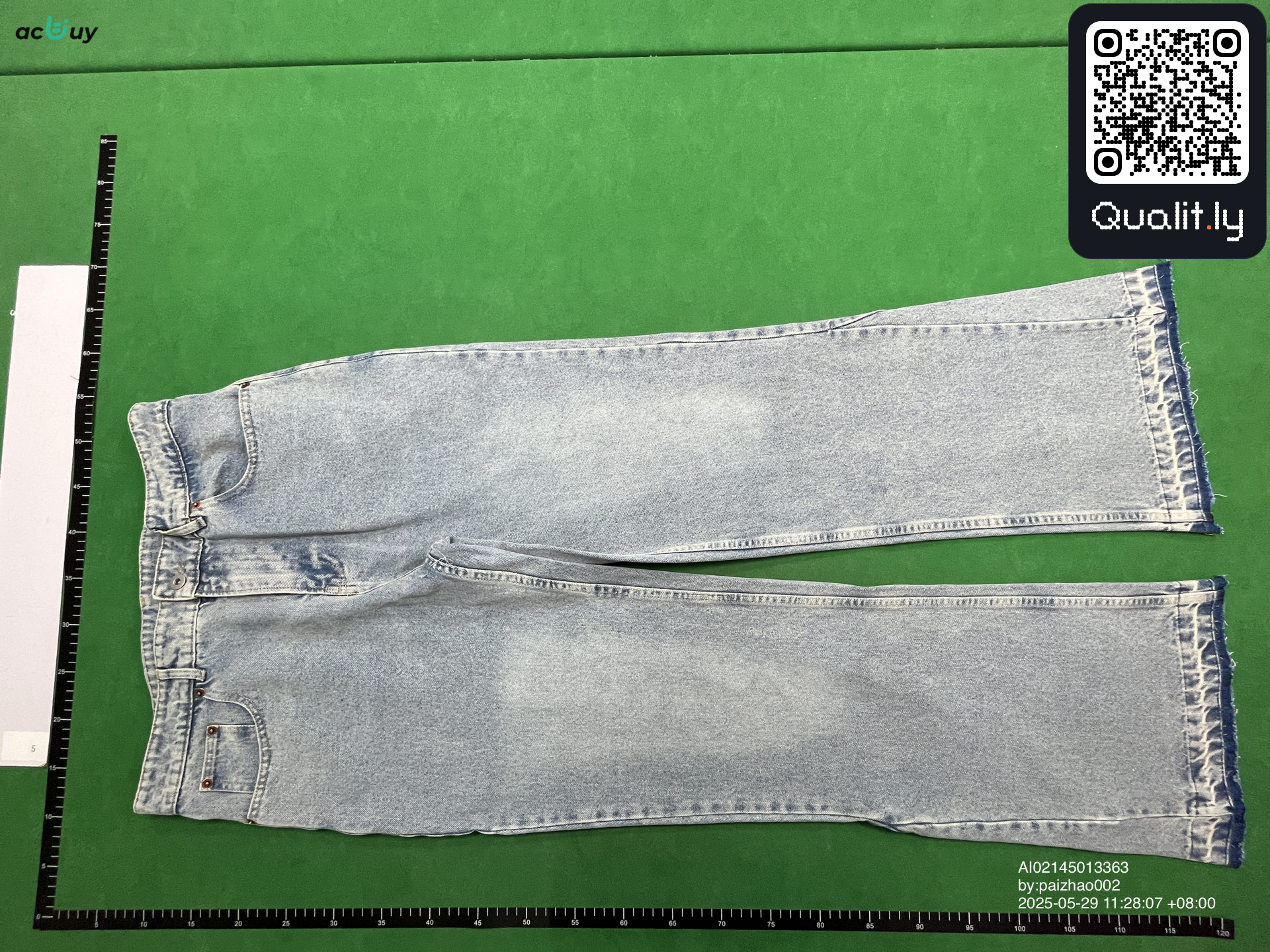 Jeans — QC-foto 3 van 10