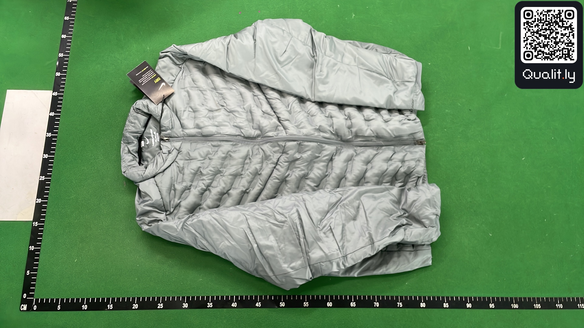 Jacket QC photo 2 of 64