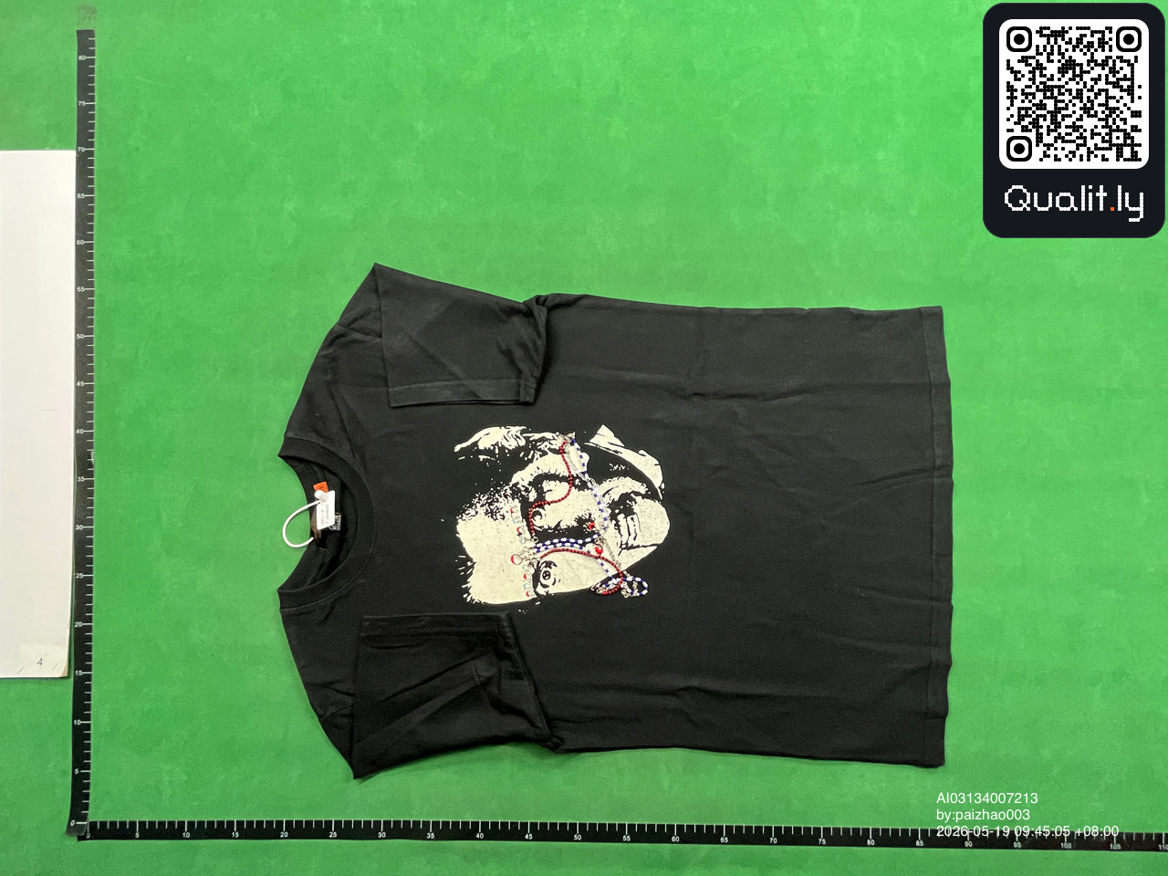 T-shirt — foto QC 3 de 10