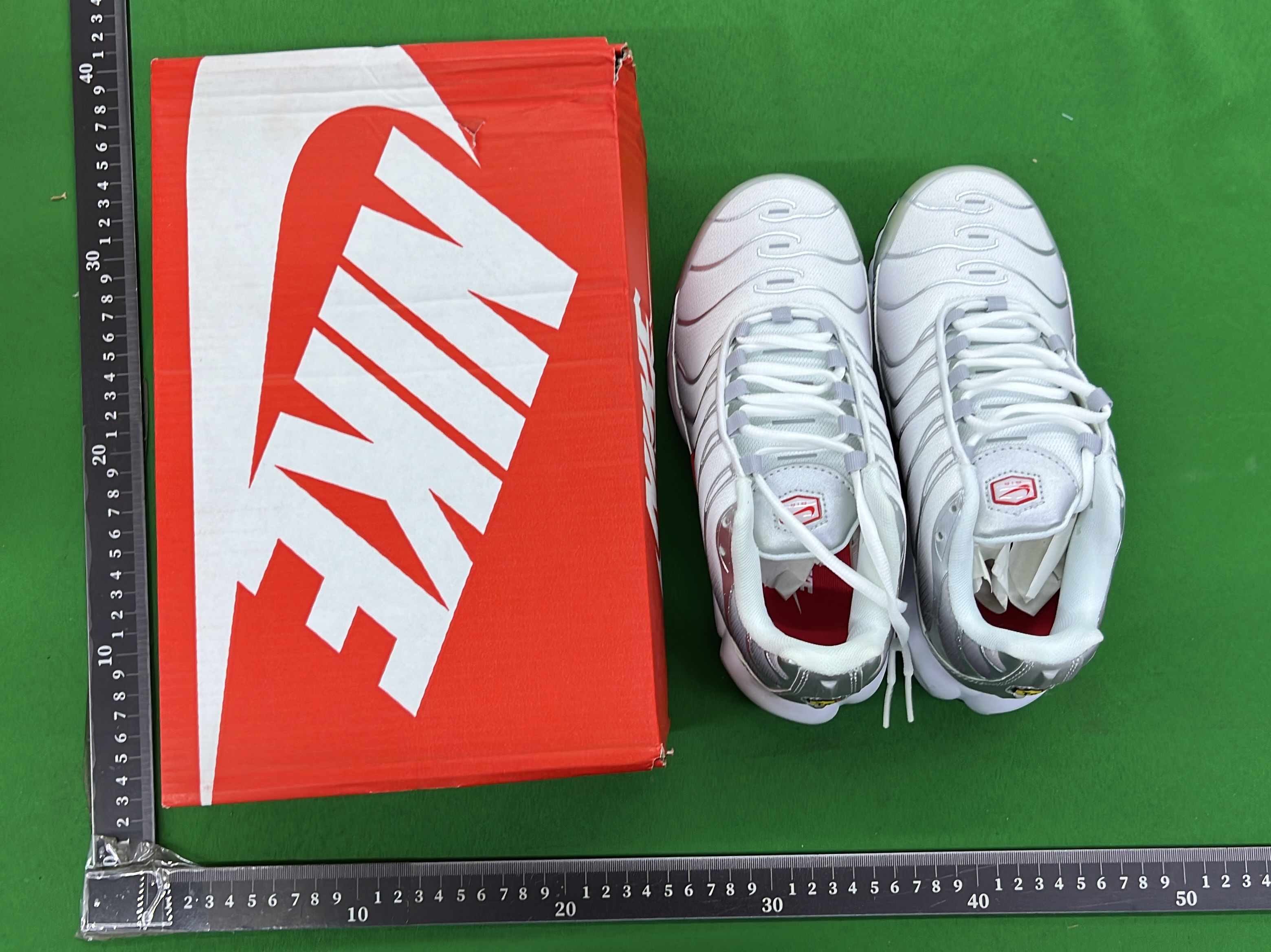 球鞋 QC 照片 1 / 58