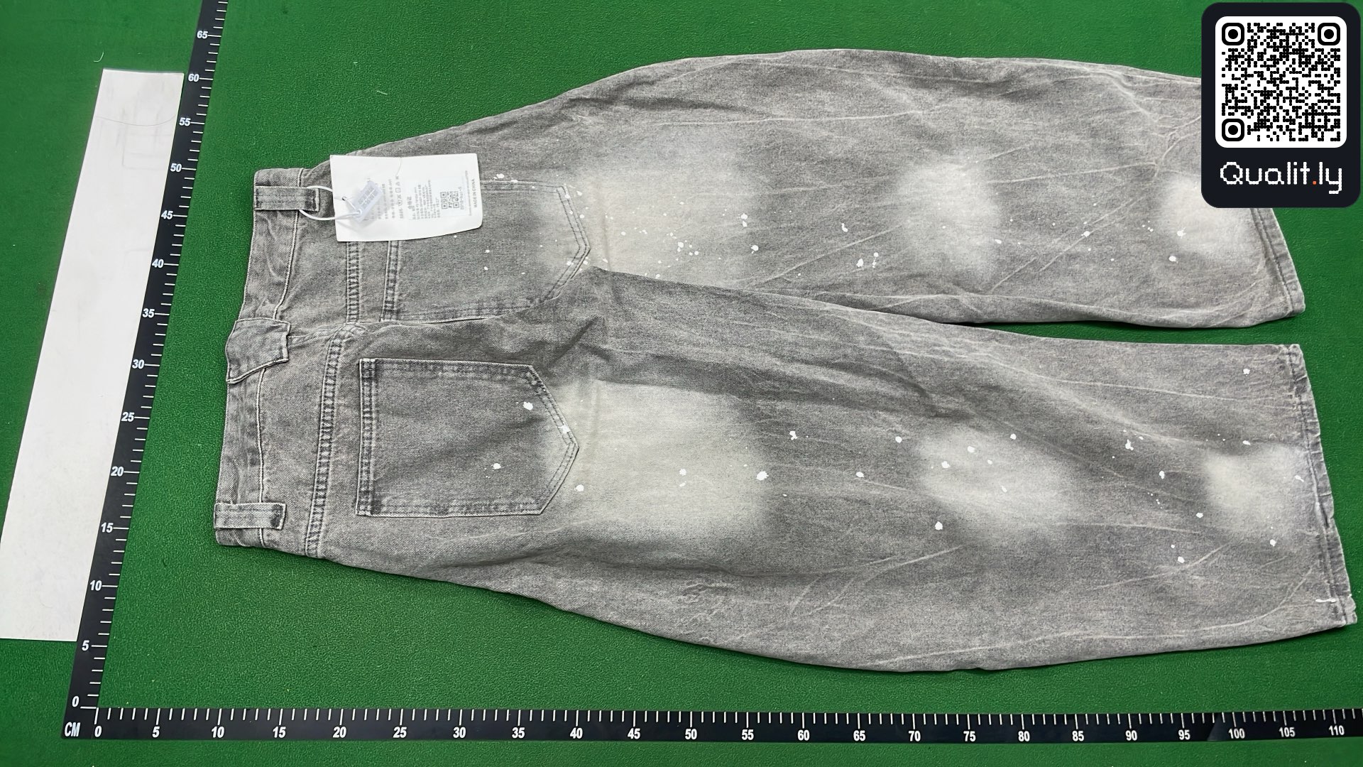 牛仔裤 QC 照片 3 / 4
