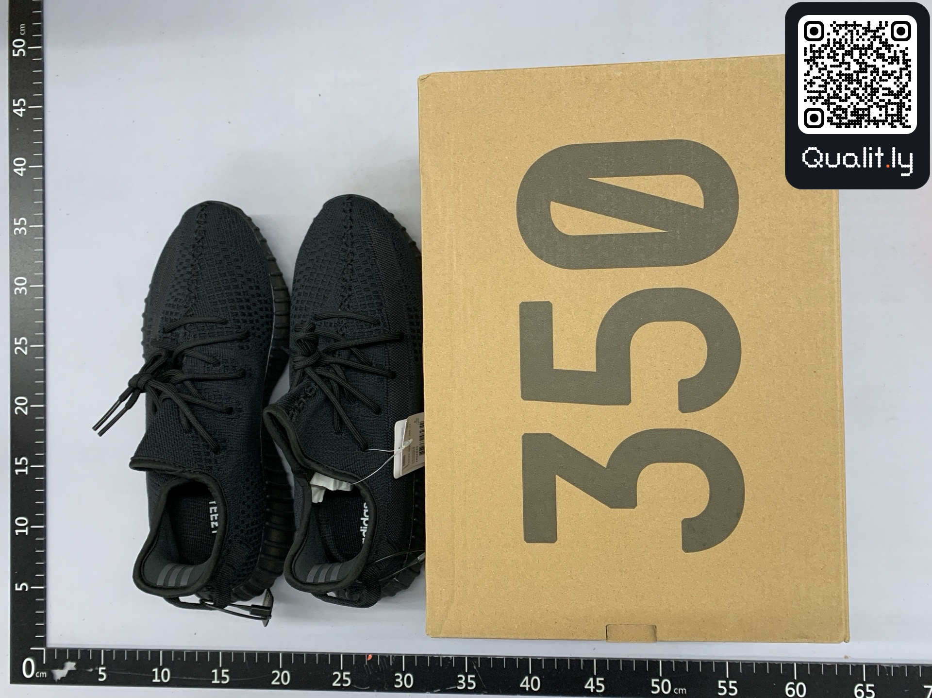 Sneaker — QC-Foto 1 von 111