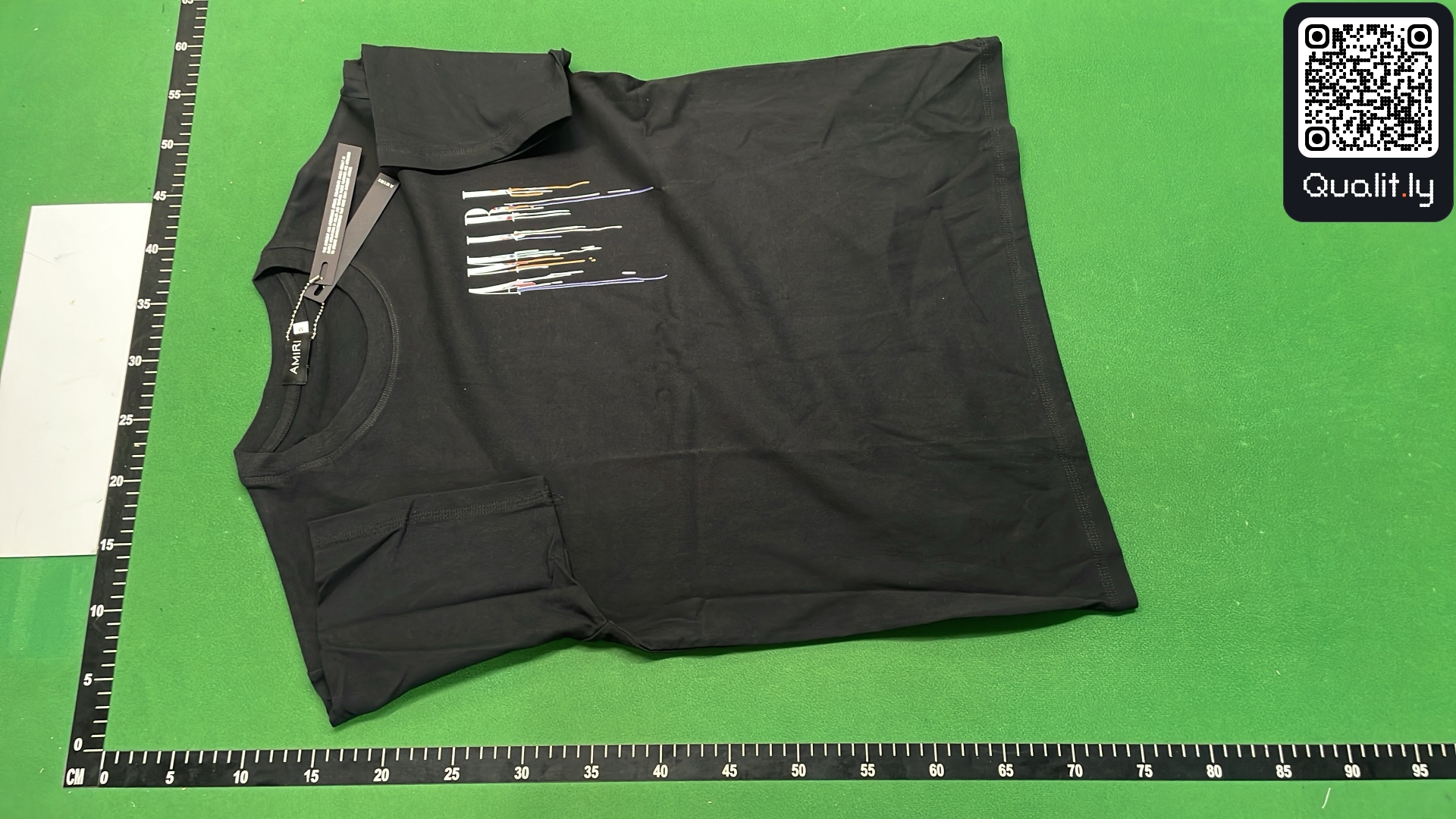 T-shirt — foto QC 2 di 701