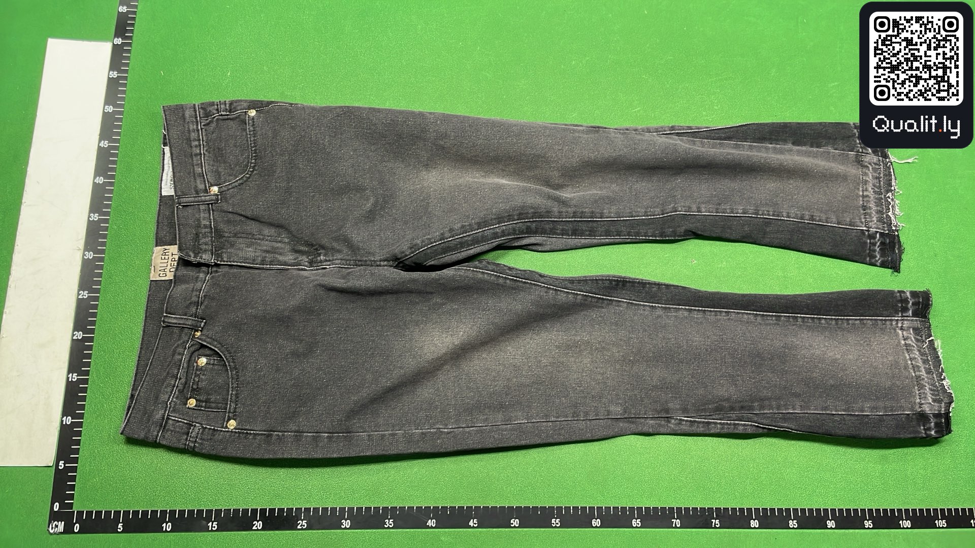 T恤 QC 照片 2 / 4