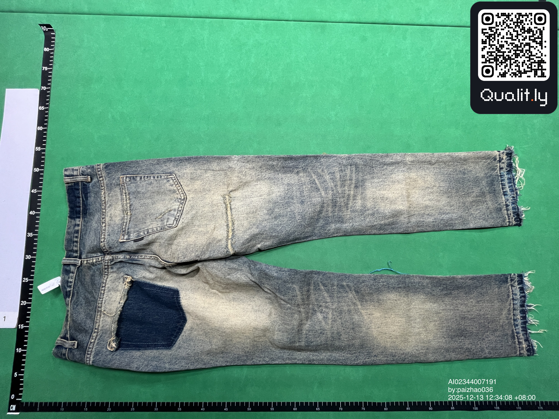 Jeans — QC-foto 2 van 12