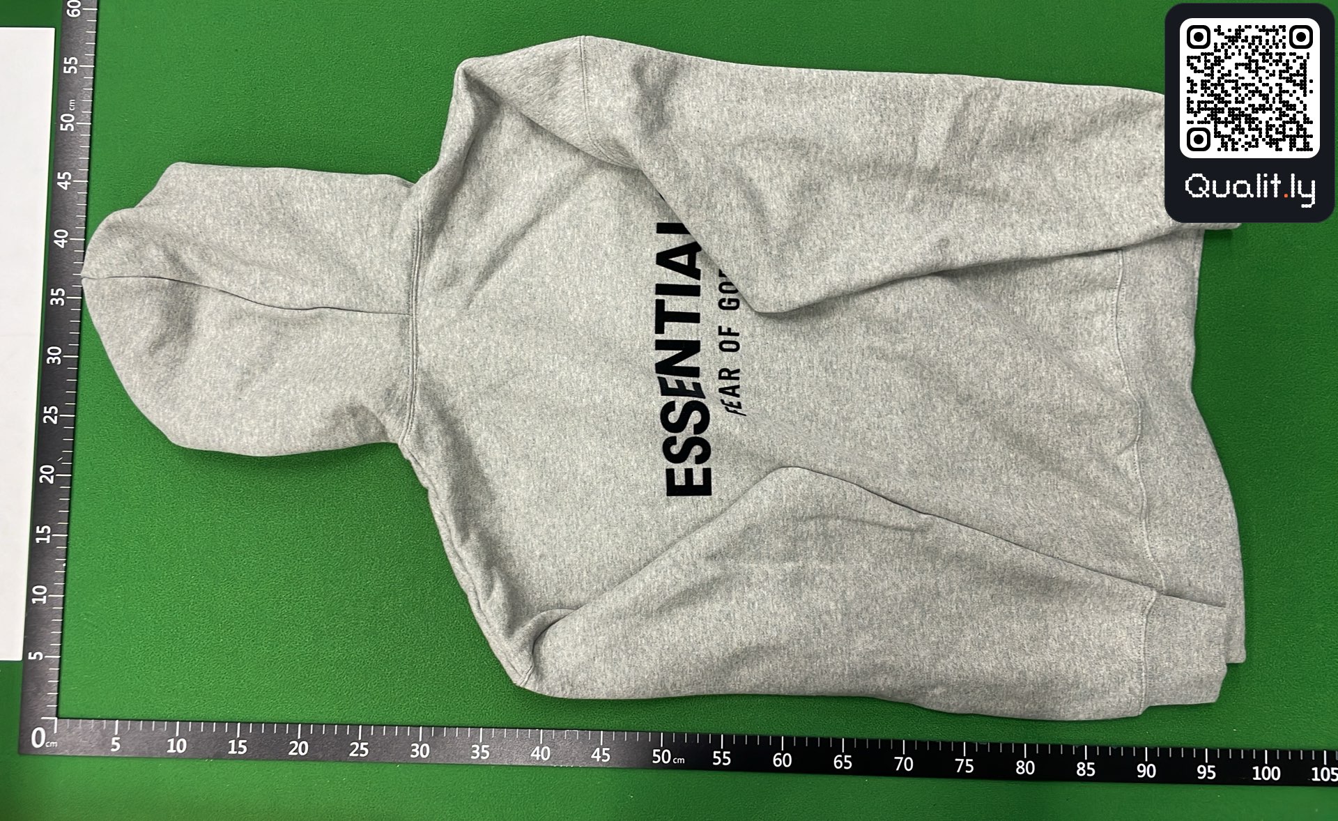 Hoodie QC photo 3 of 82