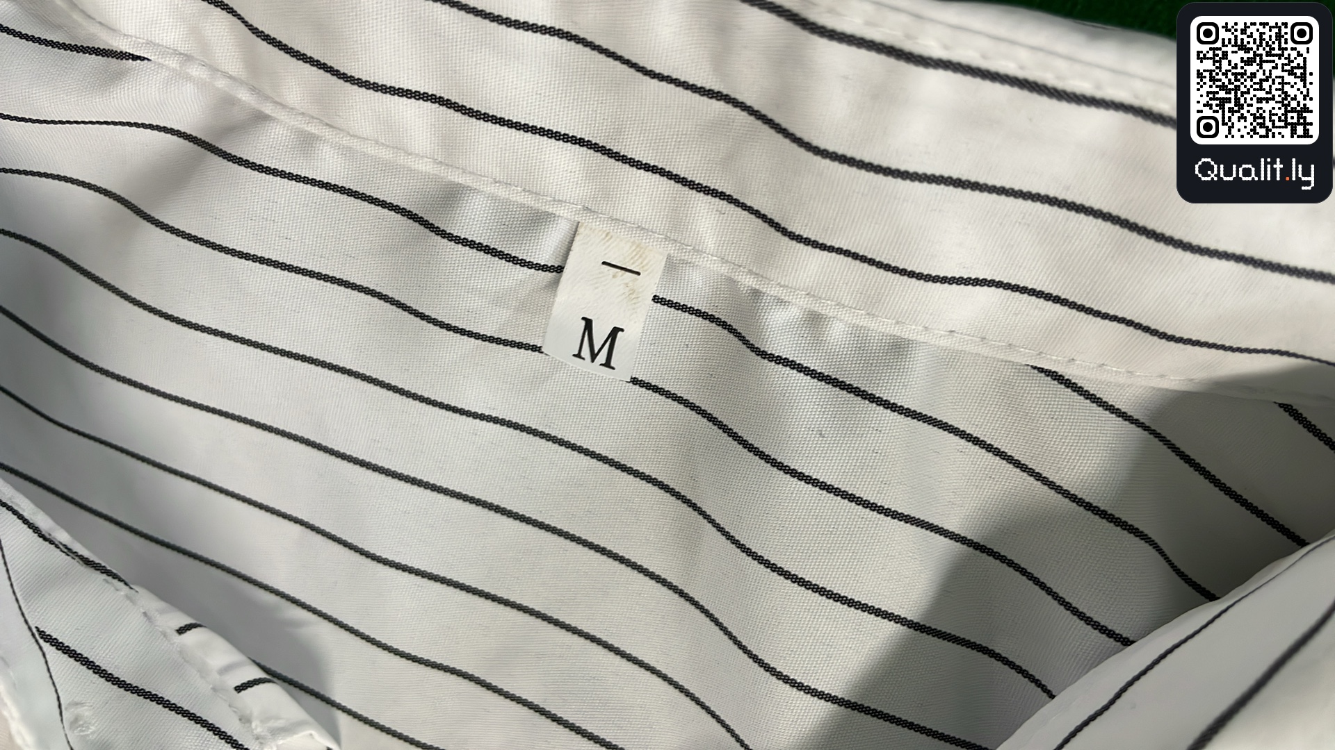 衬衫 QC 照片 1 / 4