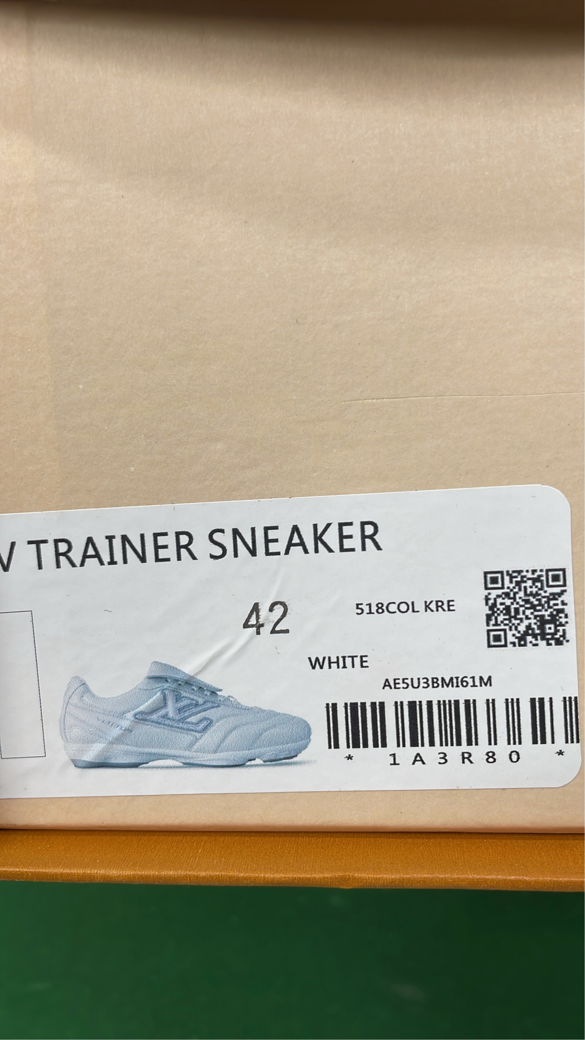 球鞋 QC 照片 2 / 6