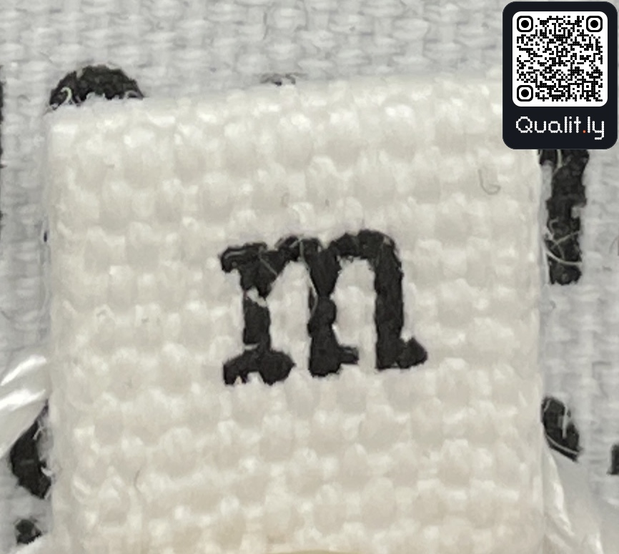 Sweater QC photo 2 of 235