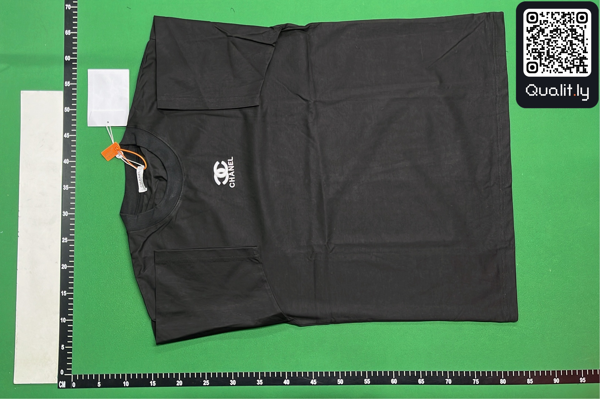 T-shirt — QC-foto 2 av 4
