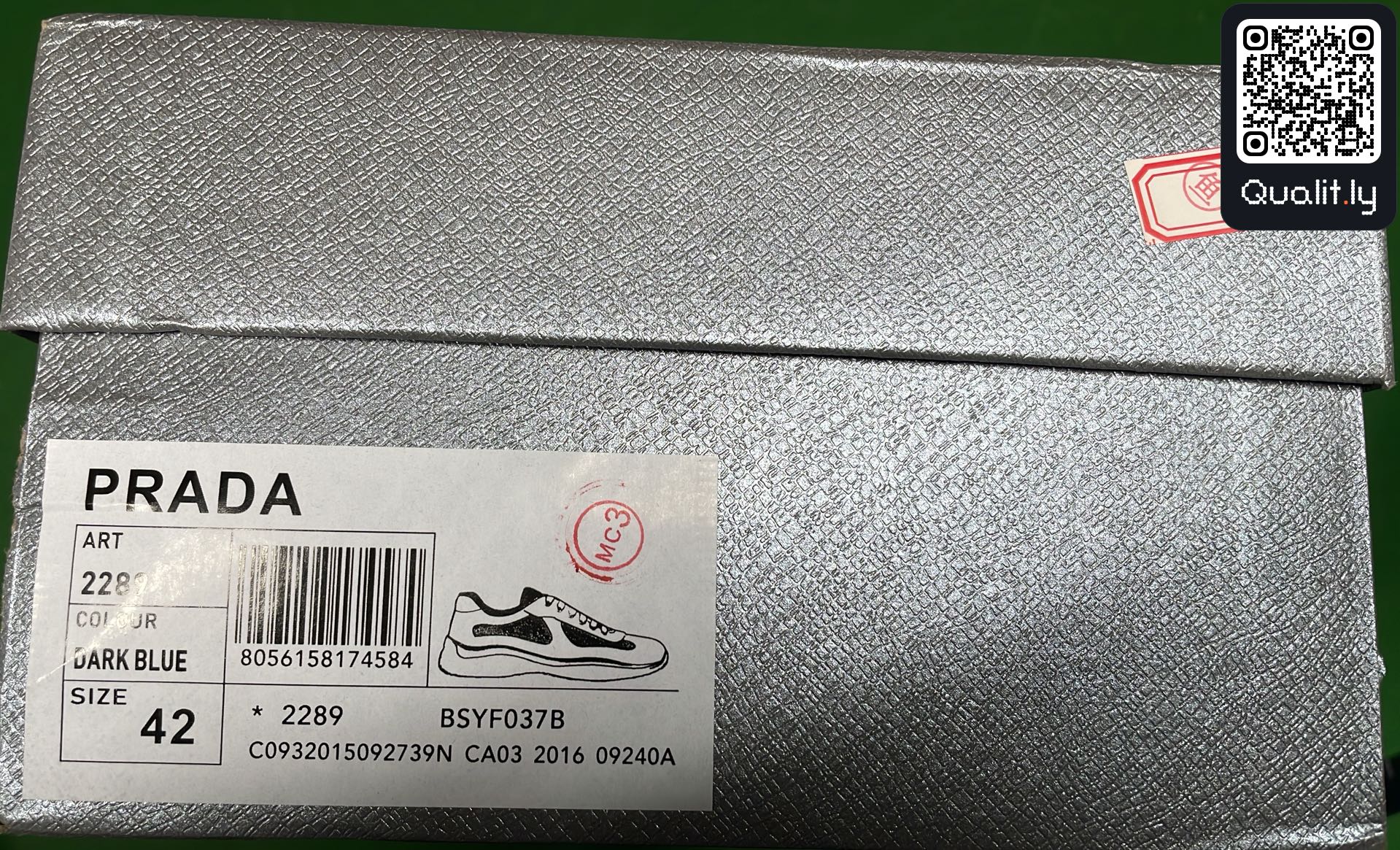 Sneakersy — zdjęcie QC 2 z 18