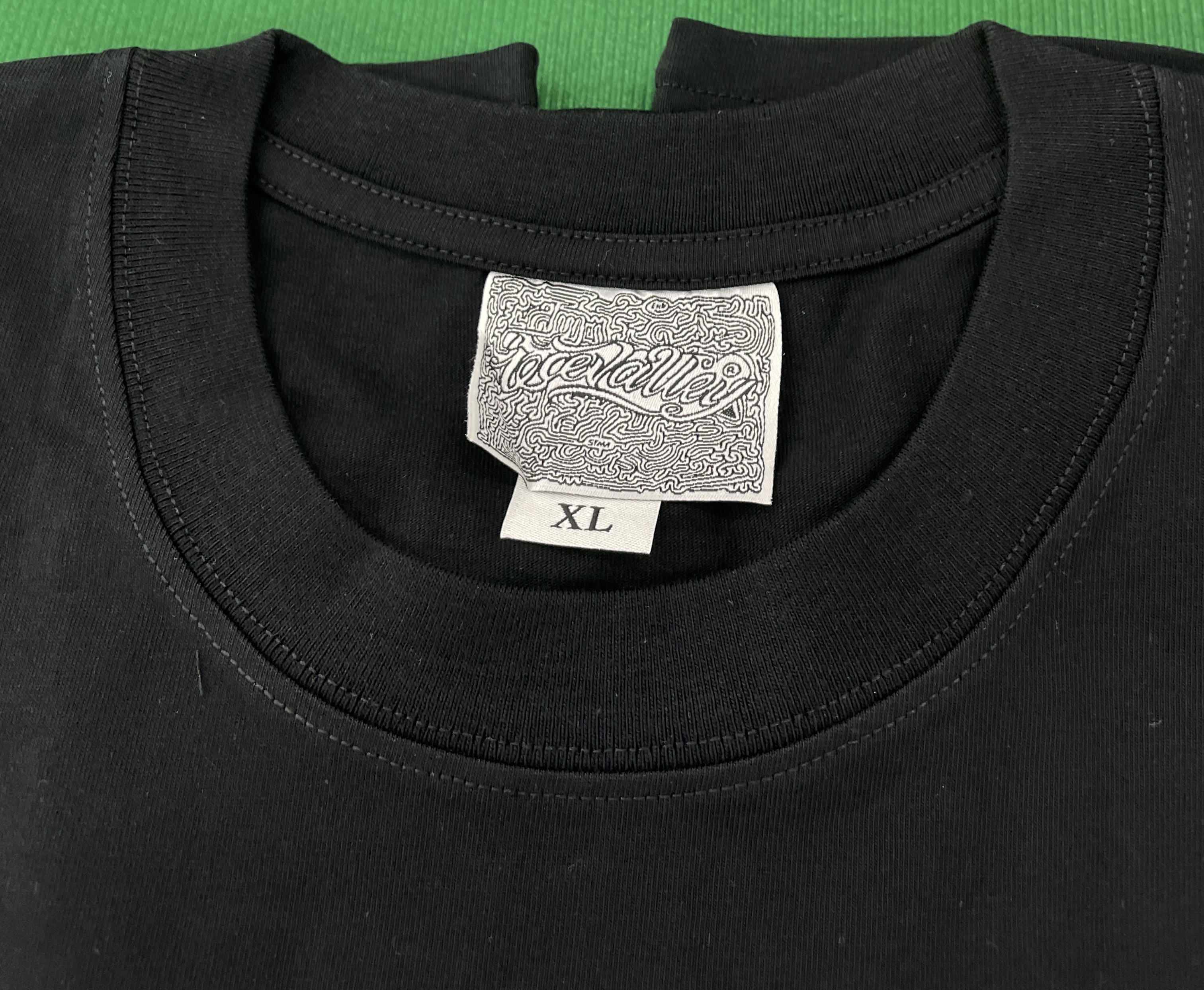 T-Shirt — QC-Foto 2 von 16