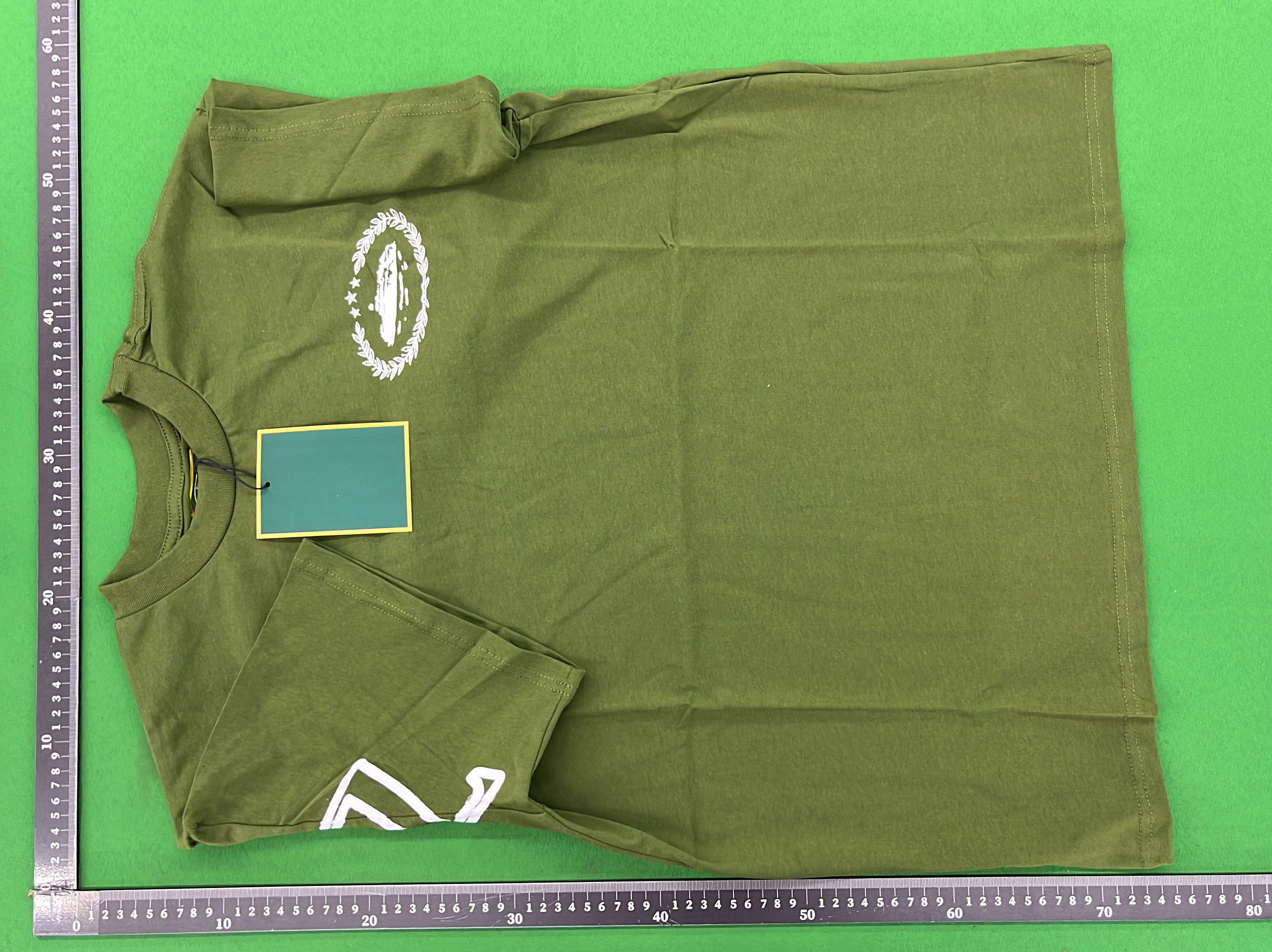 Camiseta — foto QC 2 de 20