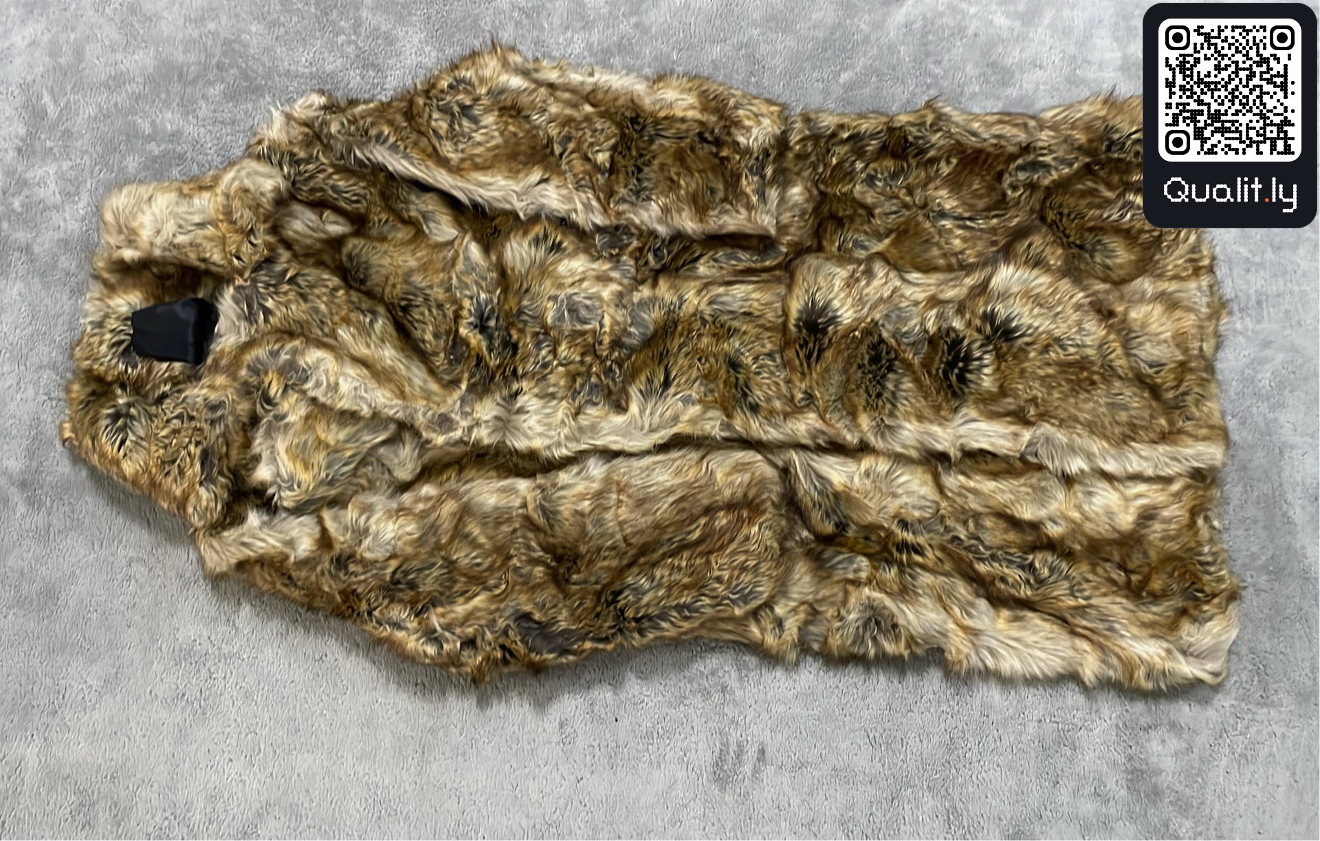 Jacket QC photo 2 of 4
