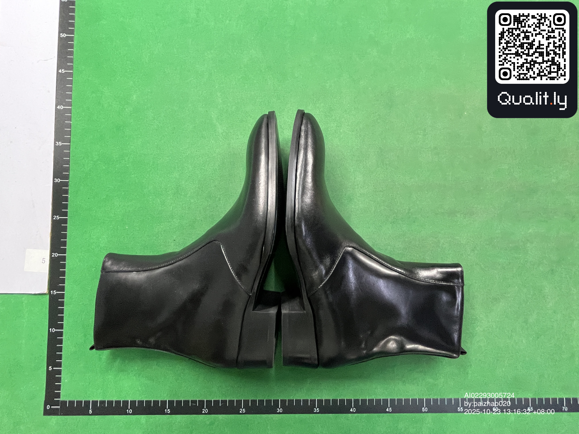 靴子 QC 照片 2 / 6