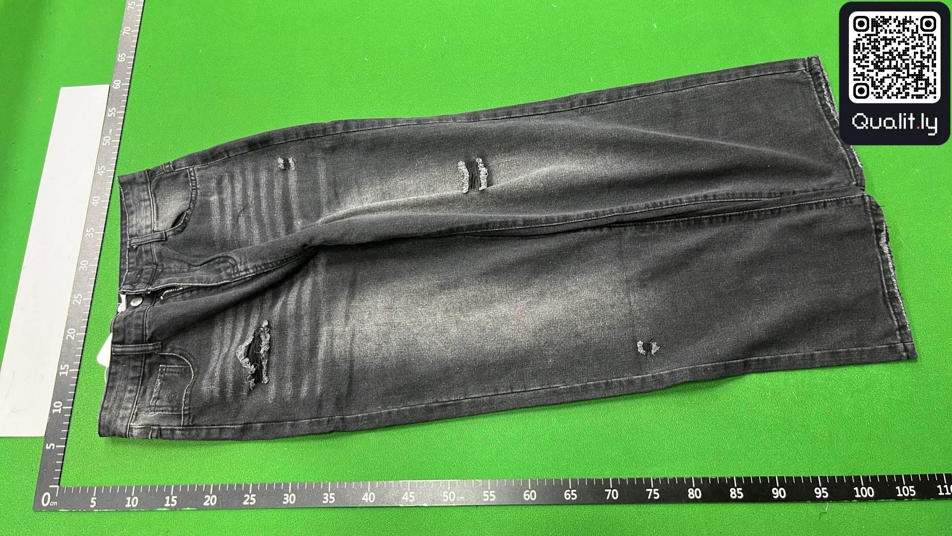Jean — photo QC 2 sur 24