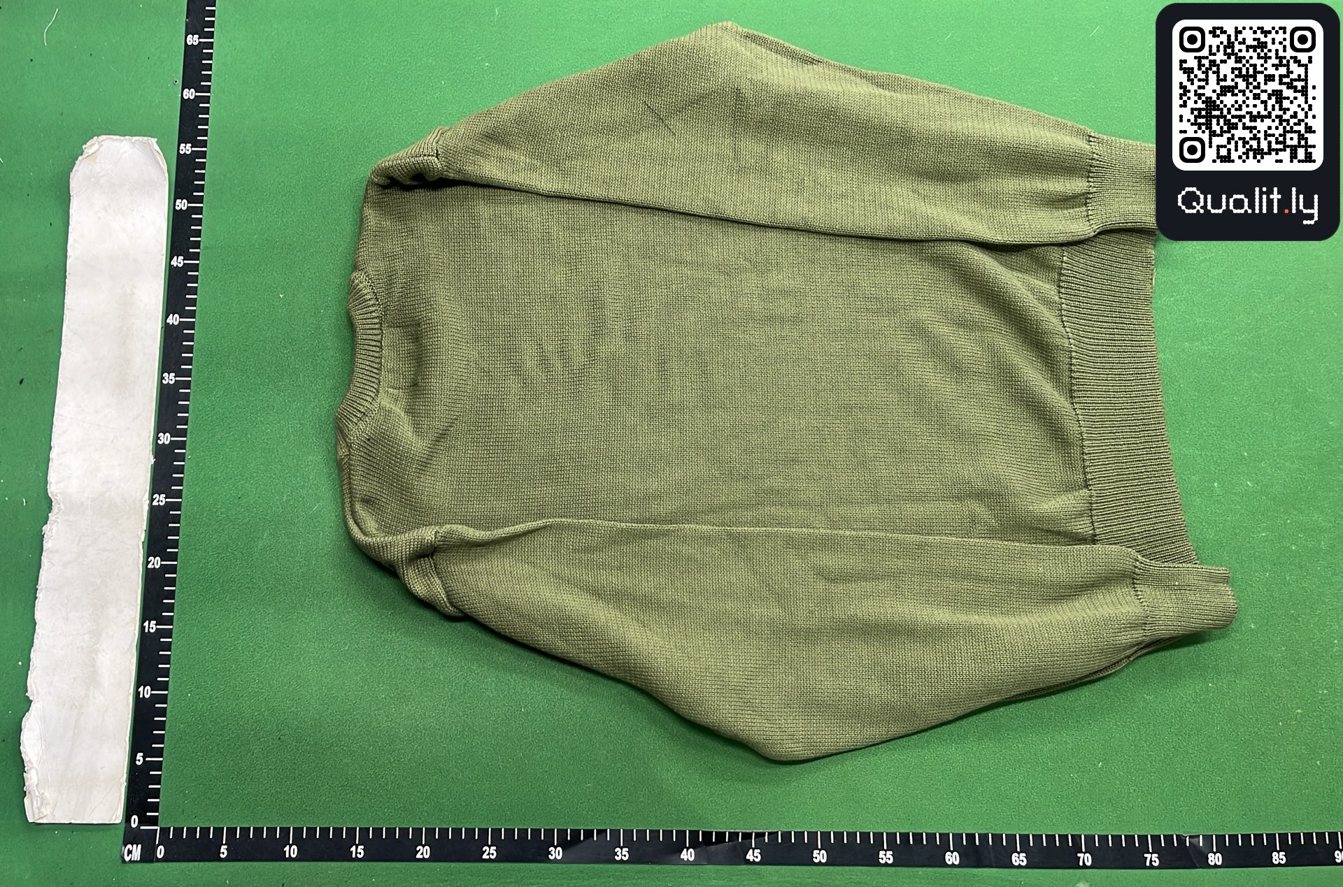 Sweter — zdjęcie QC 3 z 8