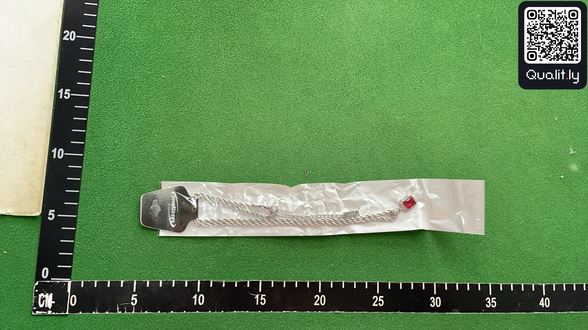 Jewelry QC photo 1 of 13