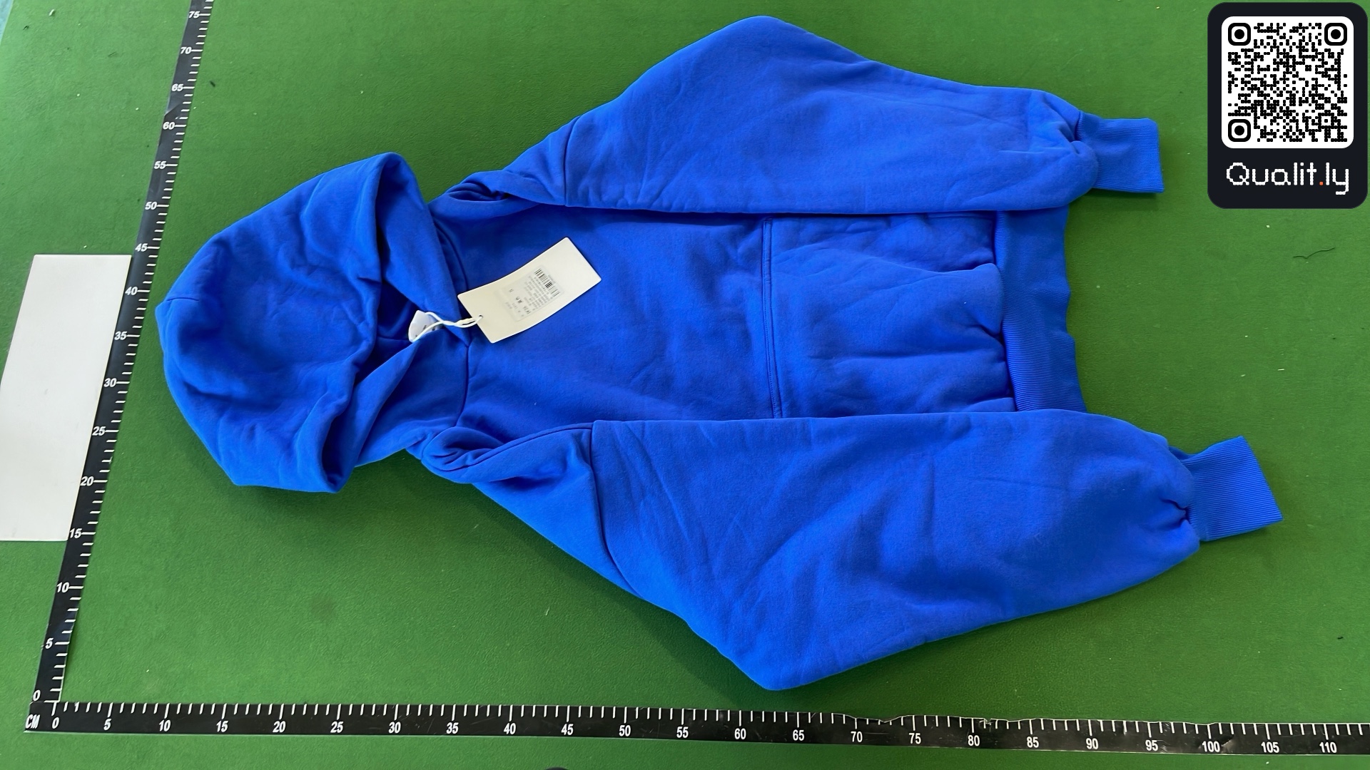 Hoodie QC photo 2 of 94