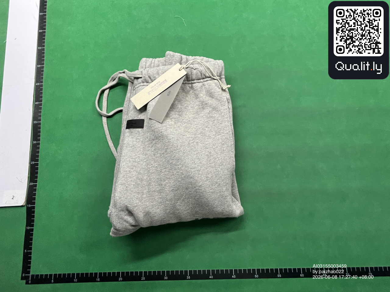 Pantaloni — fotografie QC 1 din 106