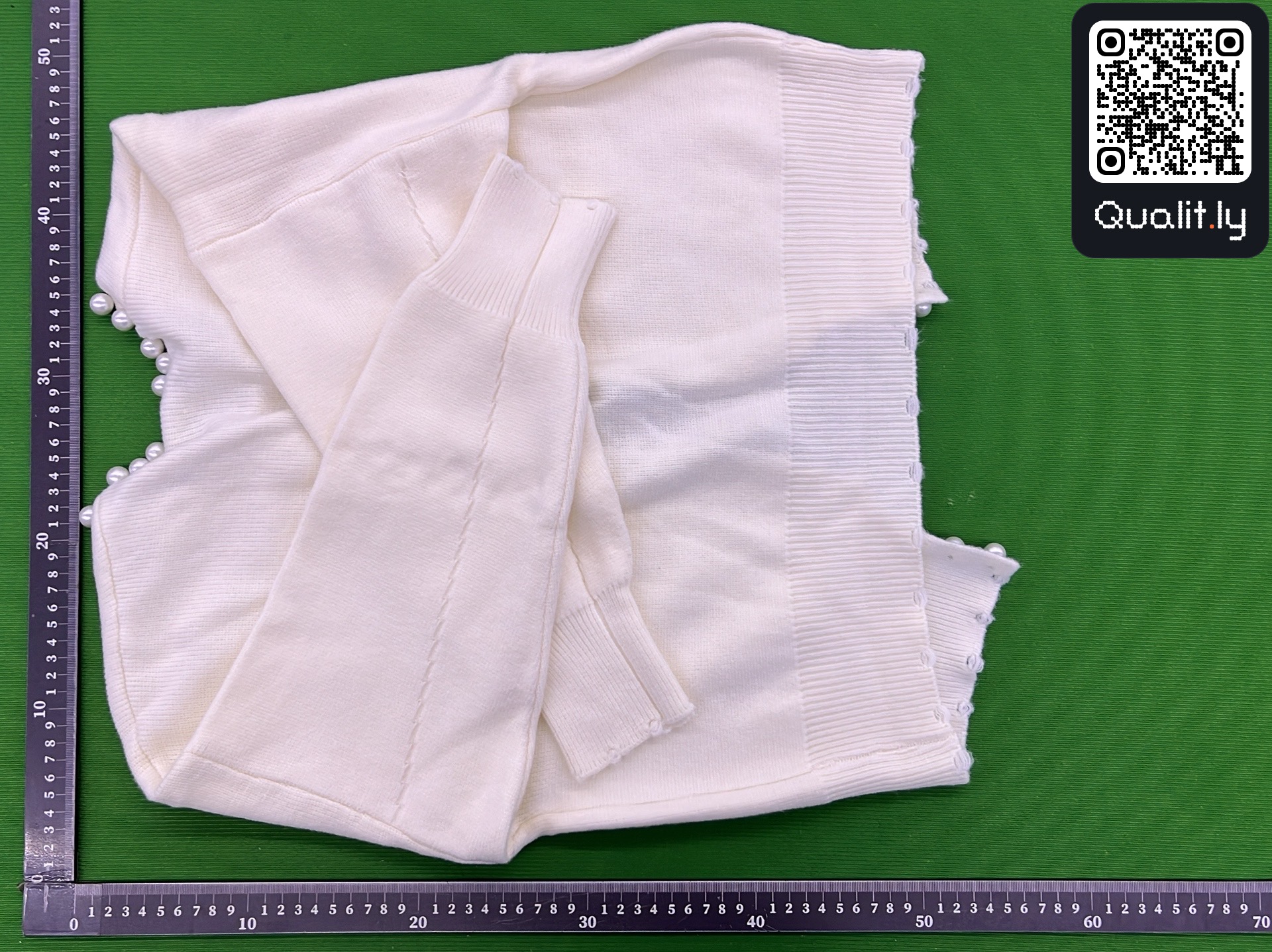 Sweater QC photo 3 of 7