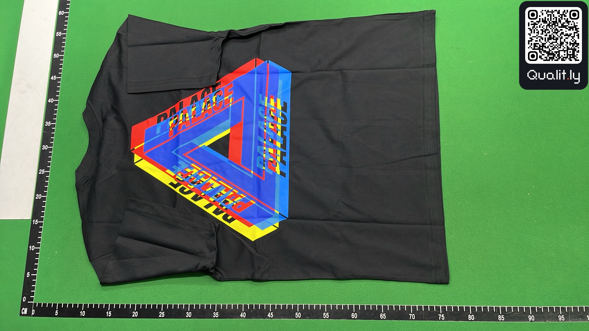 T-shirt — QC-foto 3 van 4