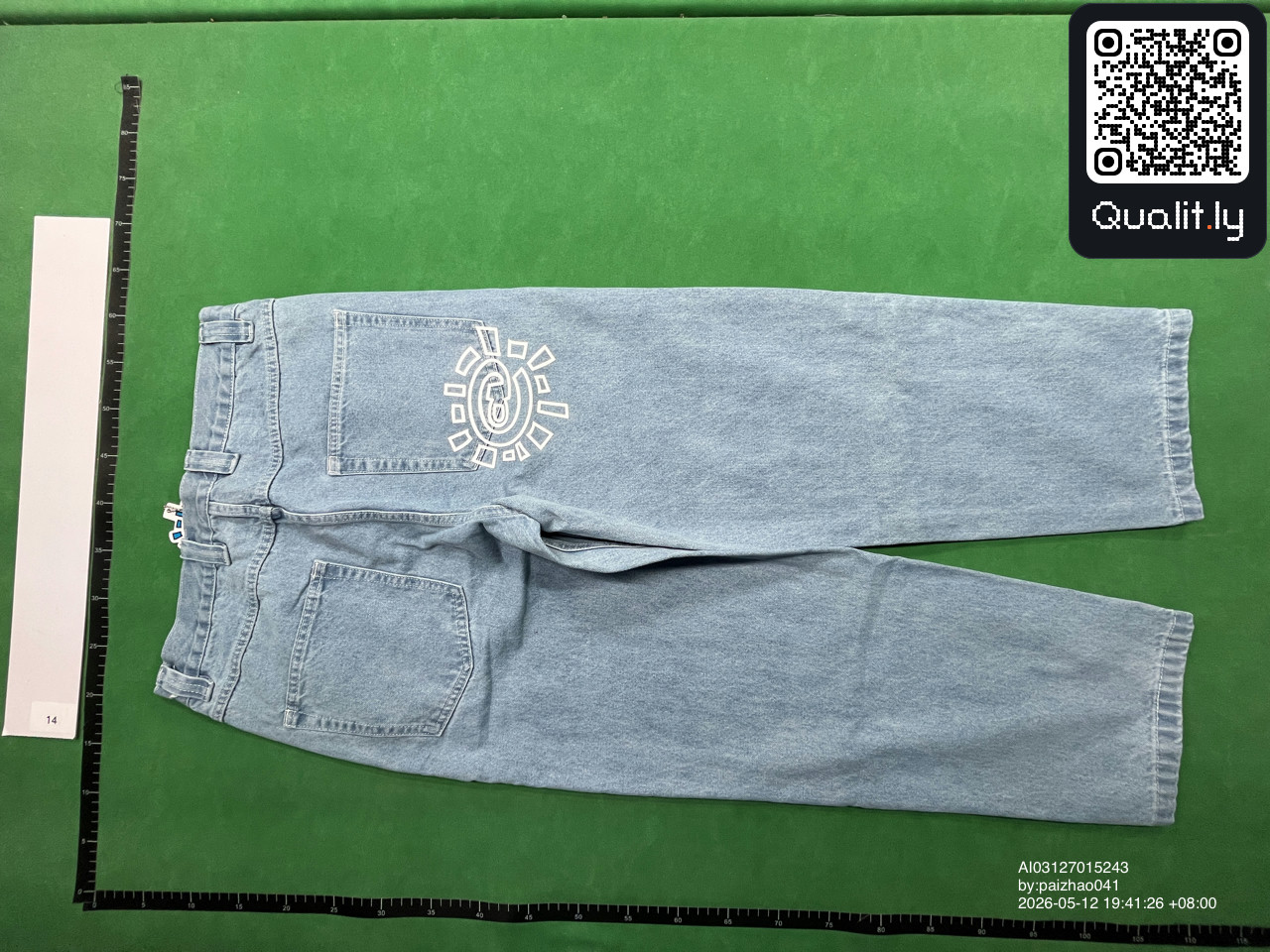 Jeansy — zdjęcie QC 2 z 58