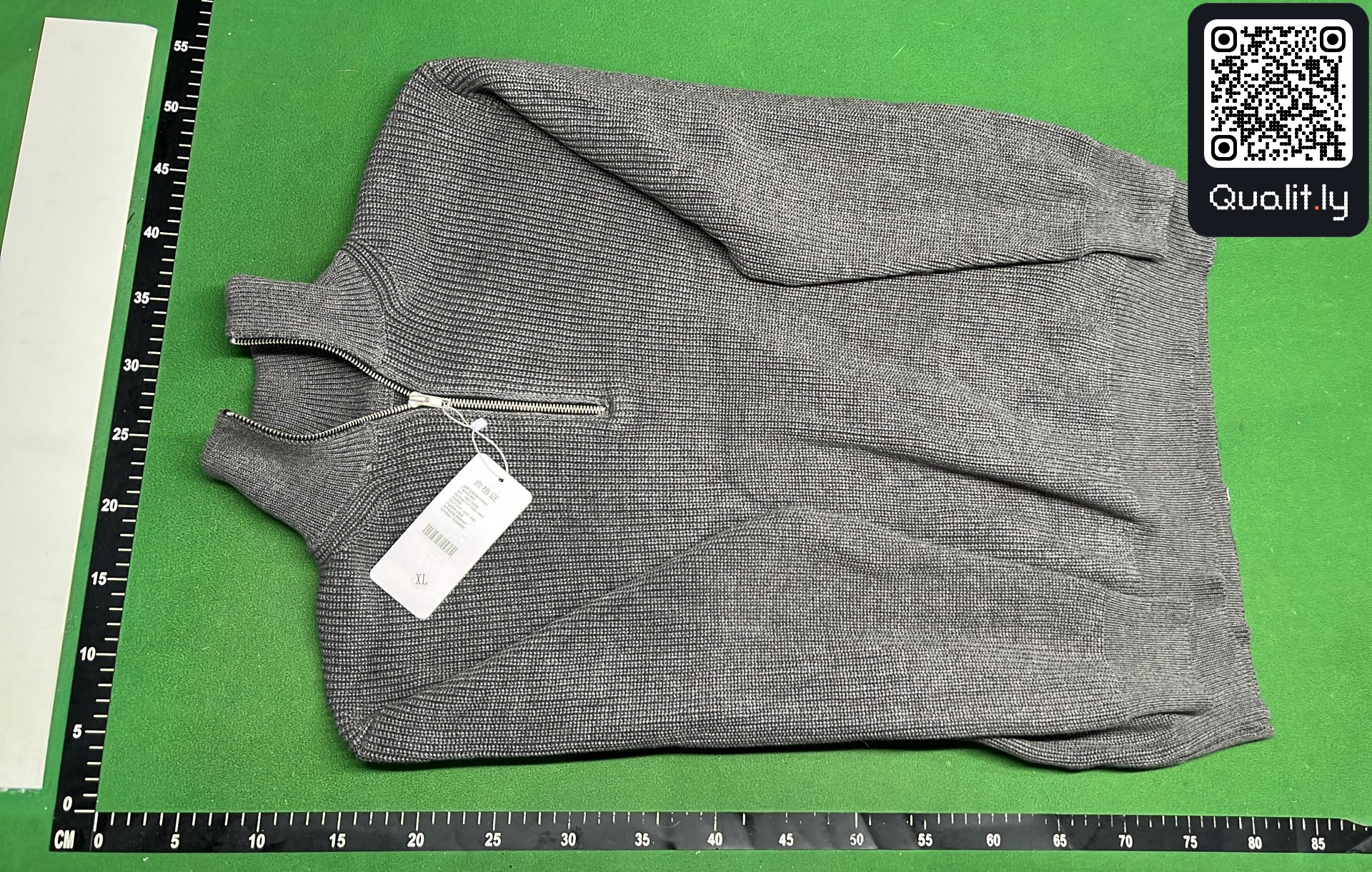 Sweater QC photo 2 of 138