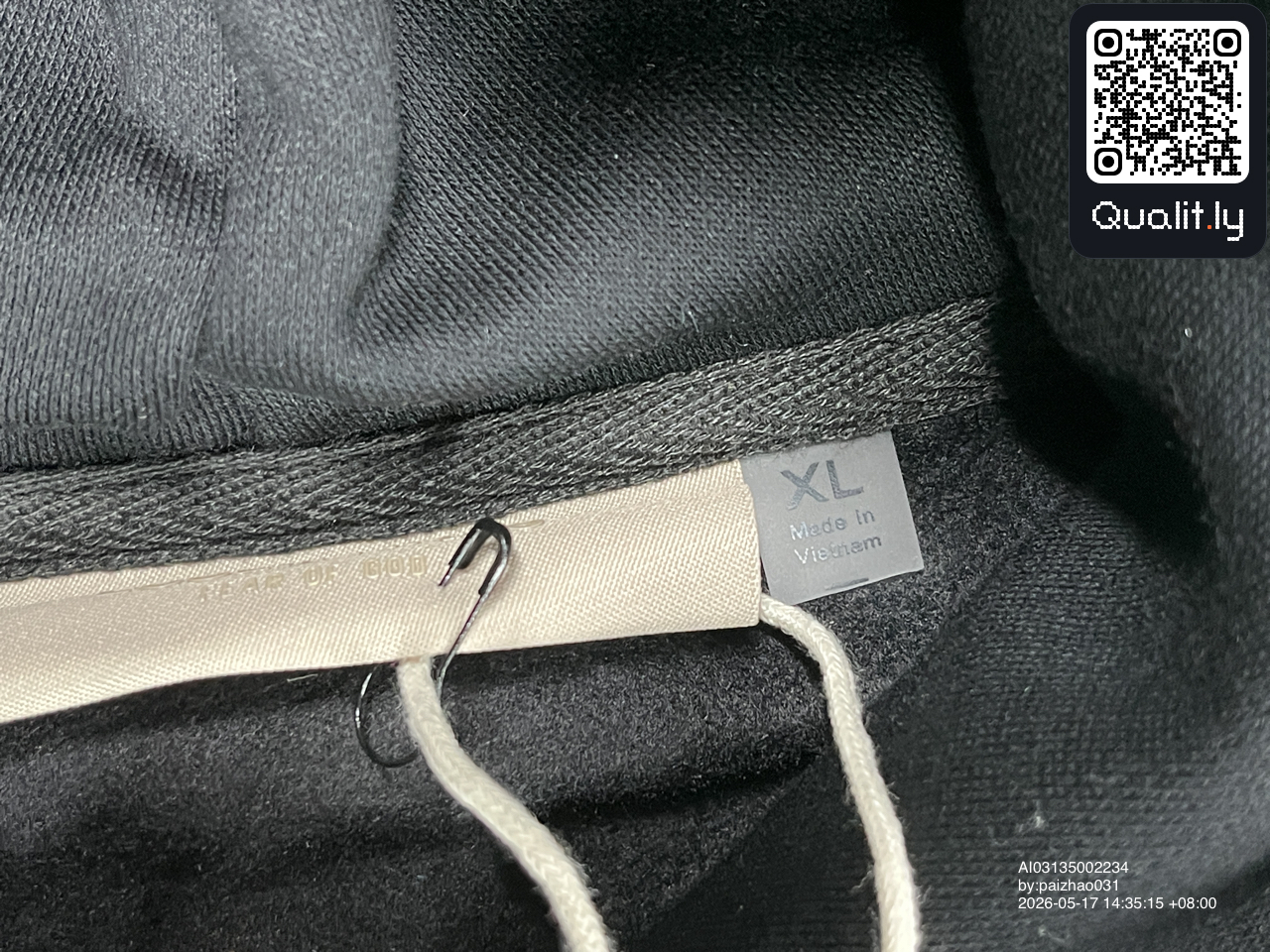 Hoodie QC photo 3 of 86