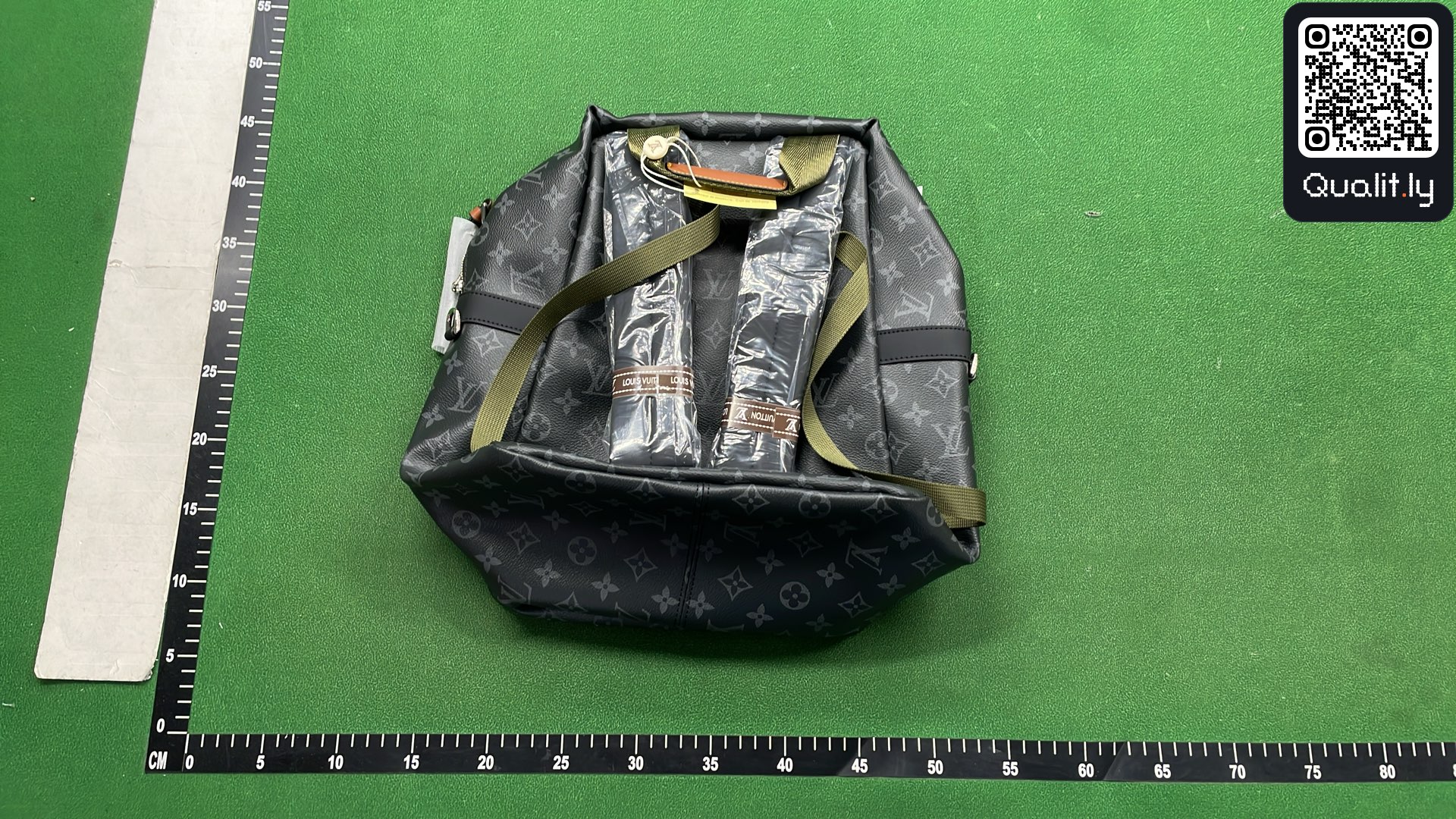 Bag QC photo 3 of 13