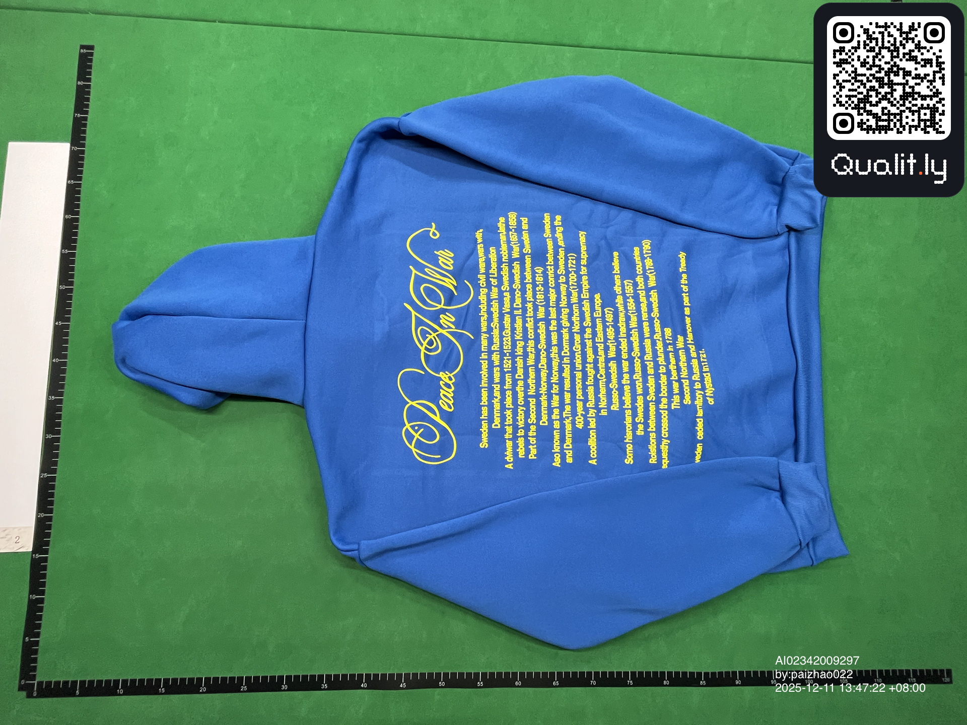 连帽卫衣 QC 照片 2 / 4