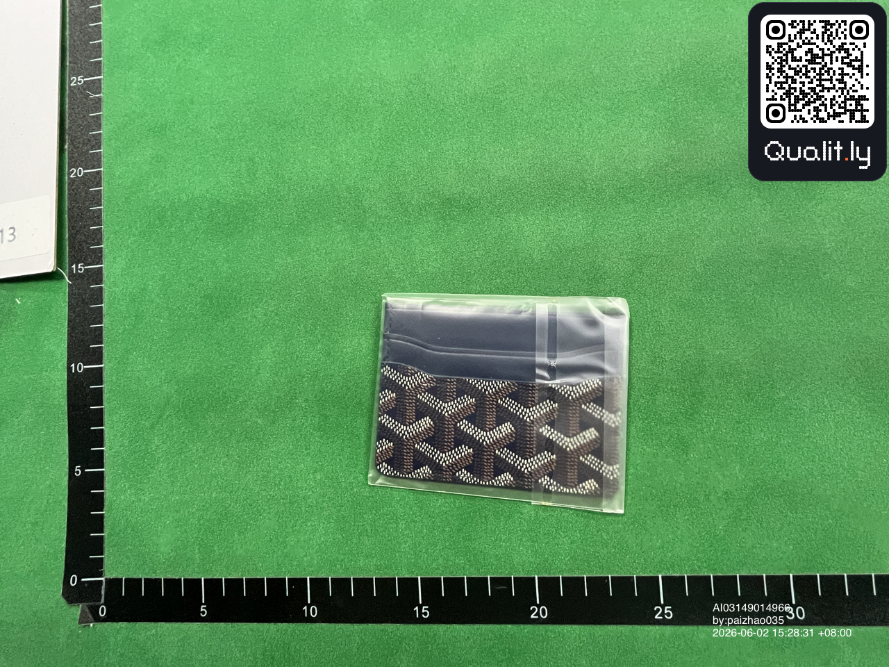 Geldbörse — QC-Foto 2 von 37