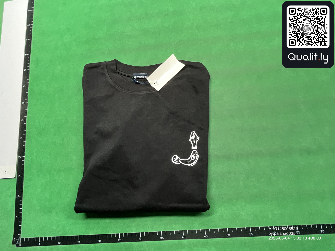 Tricou — fotografie QC 1 din 54