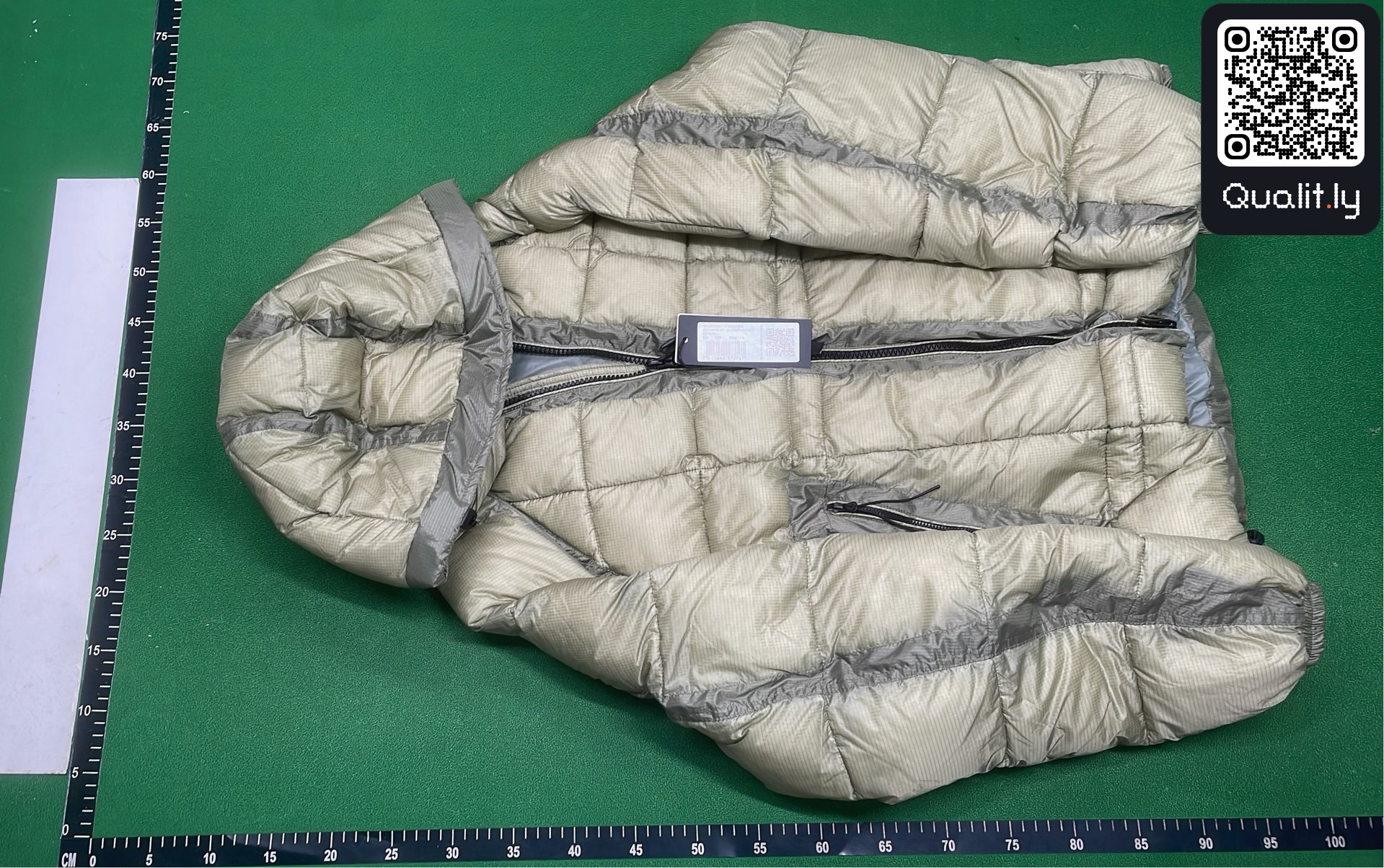 Jacket QC photo 2 of 4