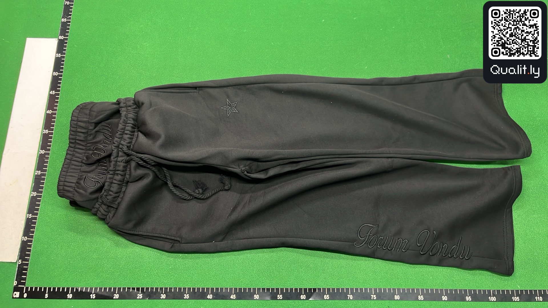 Pants QC photo 2 of 69