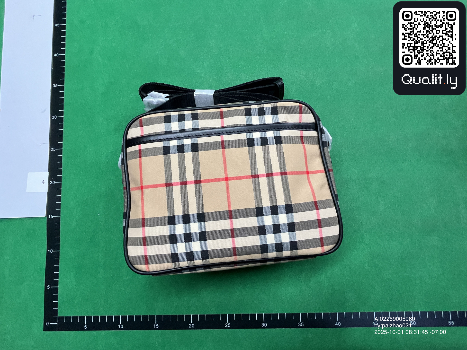 Bag QC photo 2 of 3
